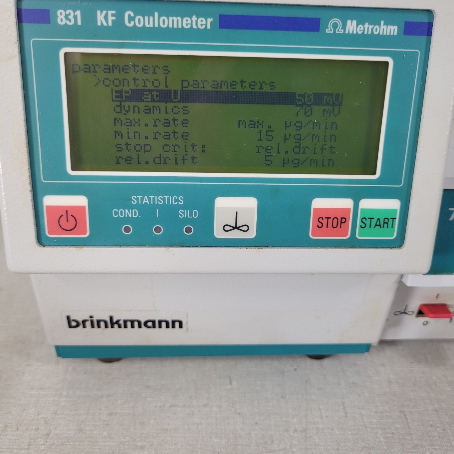 Metrohm 831 KF Coulometer Titration Device and Keyboard w/ 703 Ti Stand