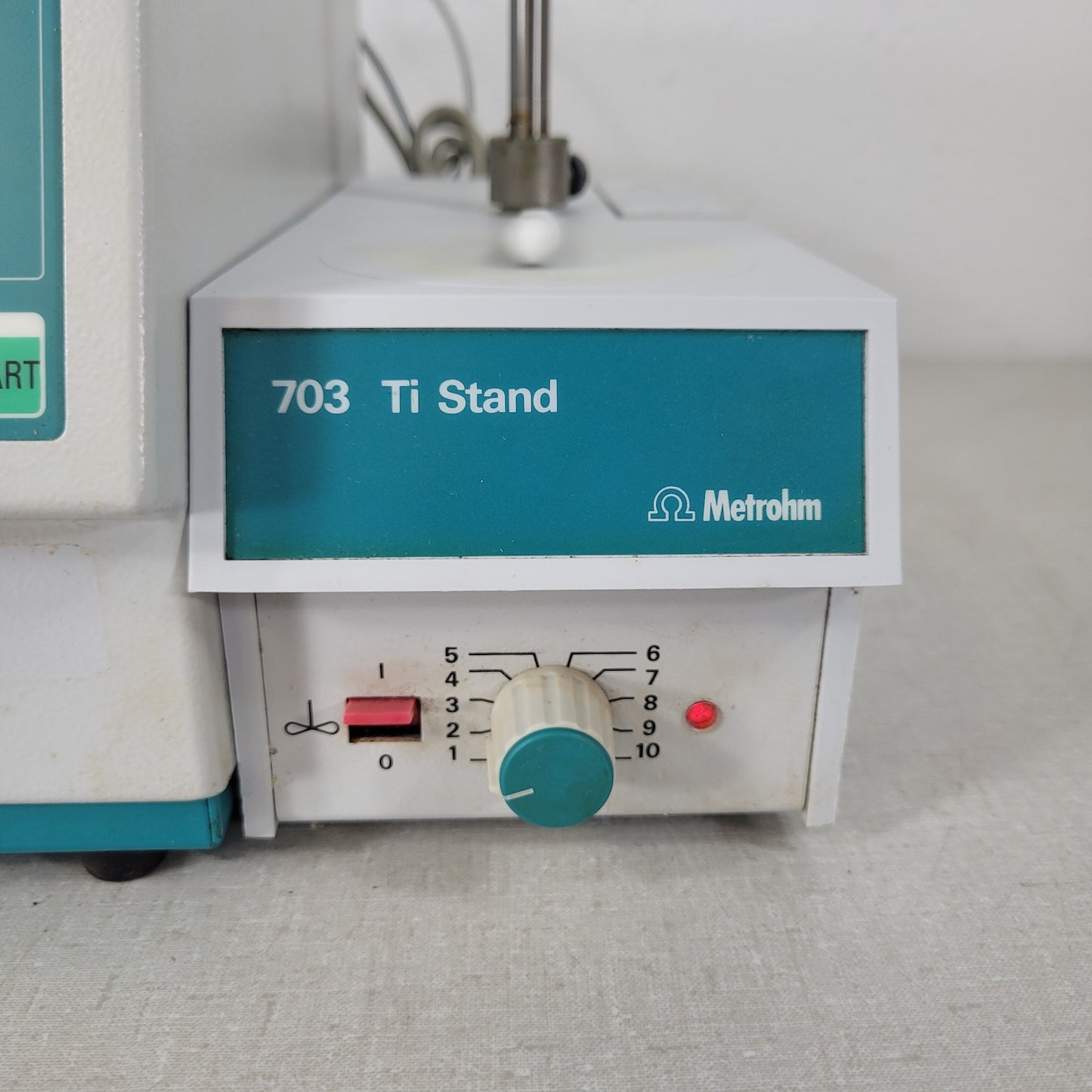 Metrohm 831 KF Coulometer Titration Device and Keyboard w/ 703 Ti Stand