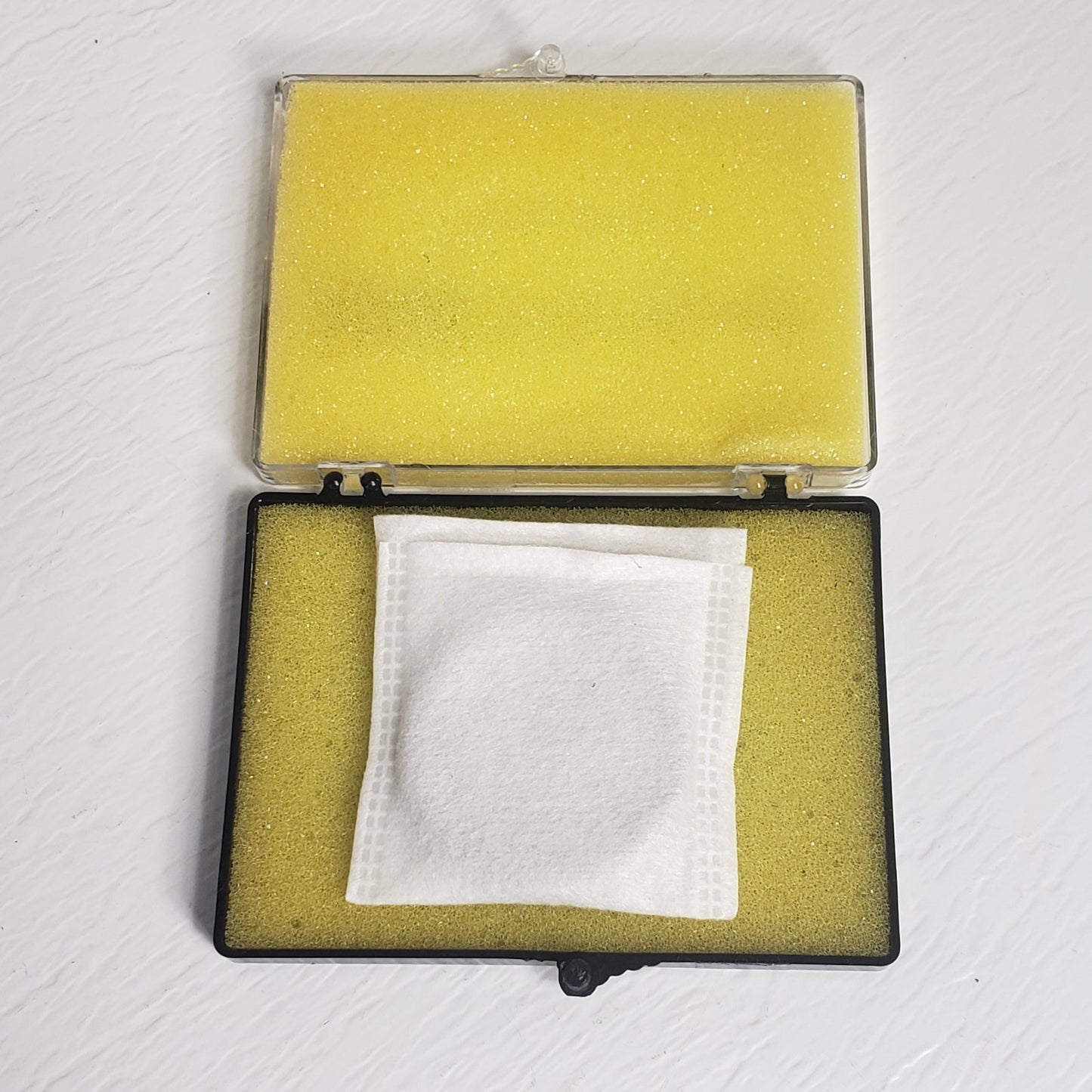 EO Edmund Optics 018425 Linear IR Polarizer Lens 40mm Near-Infrared Applications