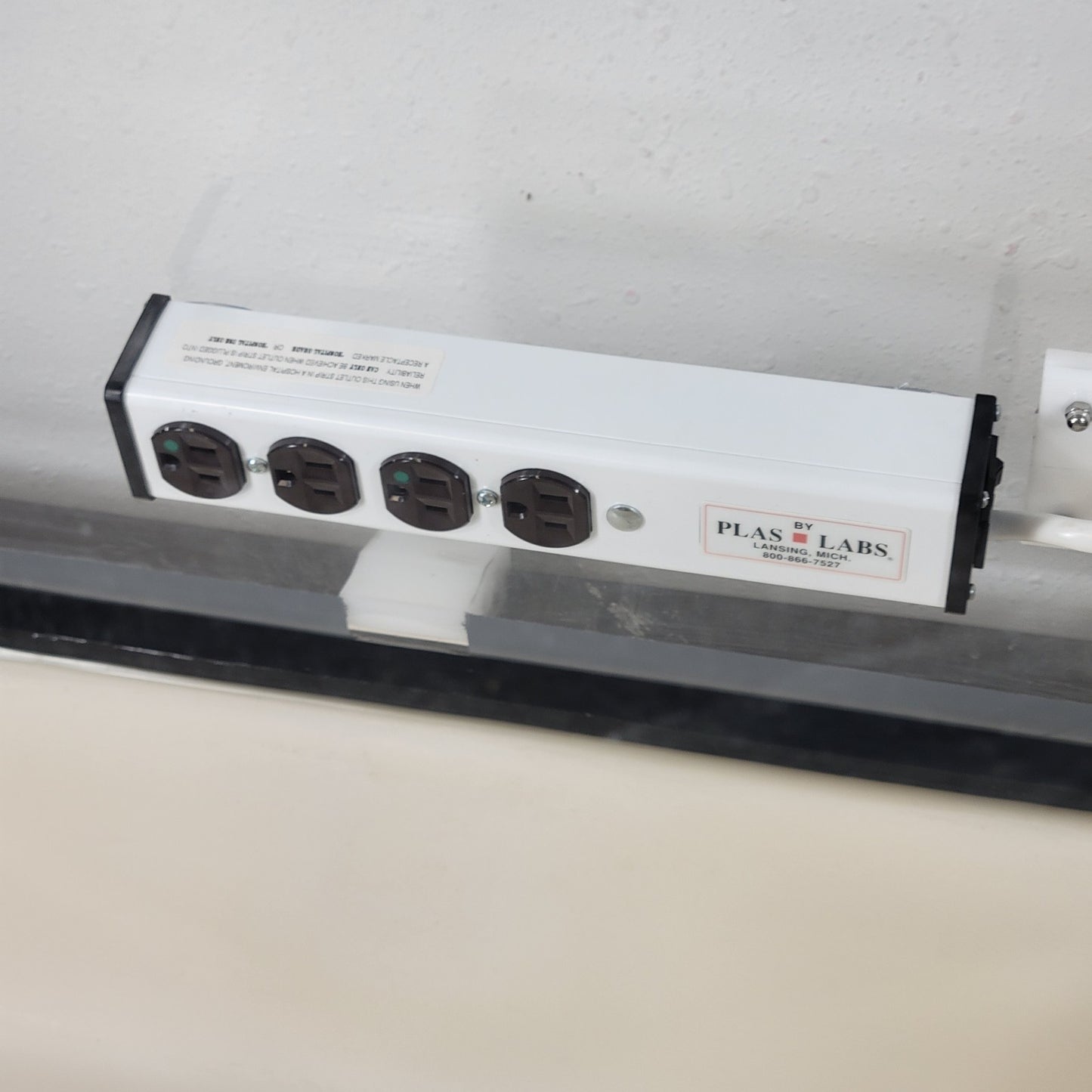Tested Plas Labs Fisher 818GB Inert Gas Glovebox Positive Pressure and Vacuum