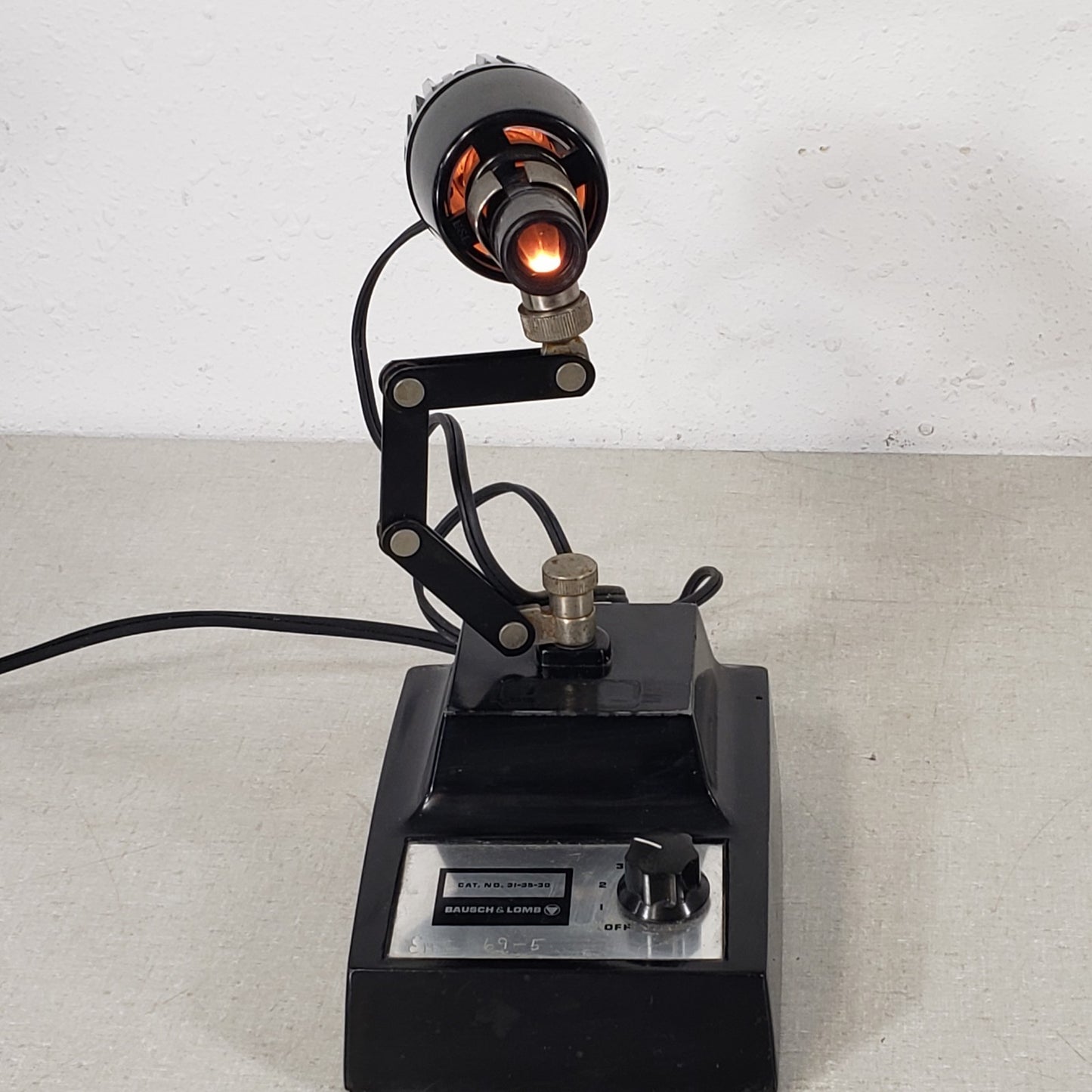 Bausch & Lomb 31-35-30 Illuminator & Transformer For Microscope Adjustable Stand