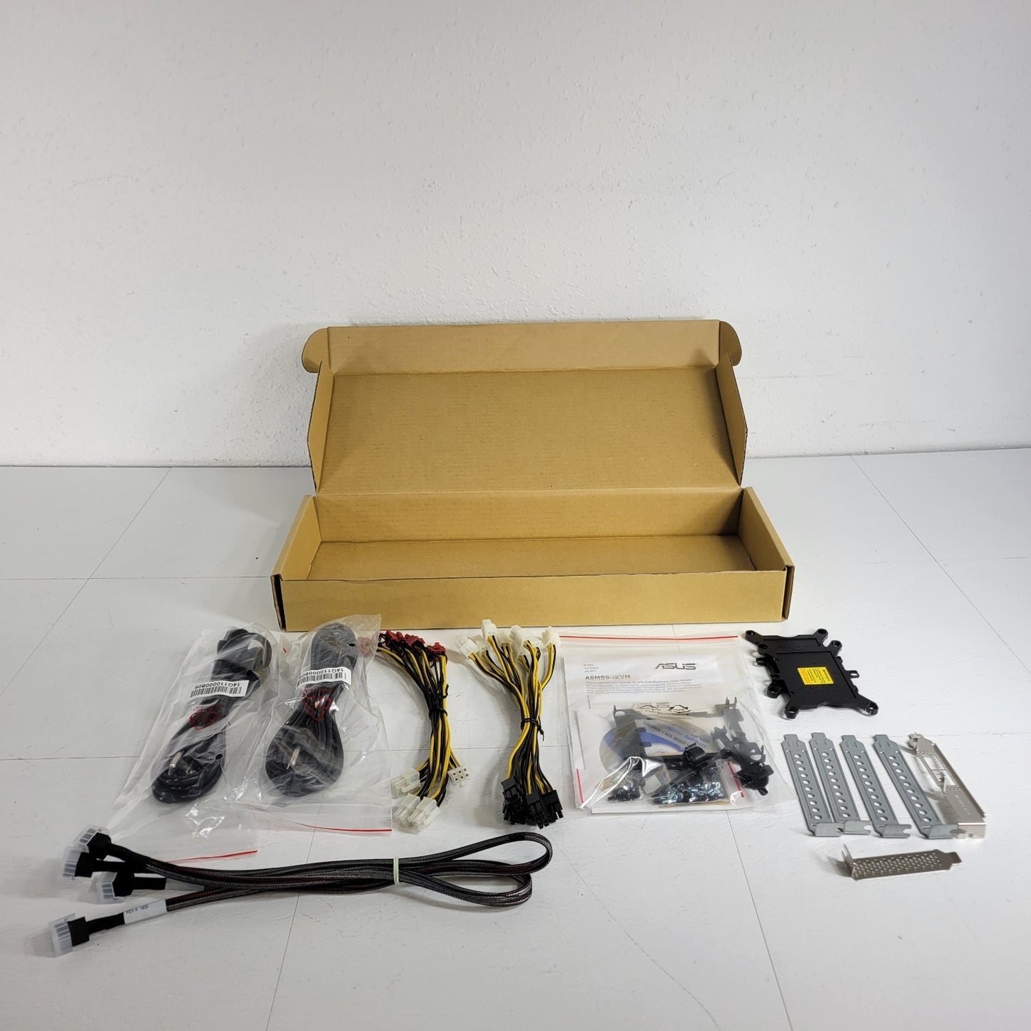 ASUS ASMB9-iKVM IPMI 2.0 Management Upgrade Kit w/ KVM and Server Software Cable