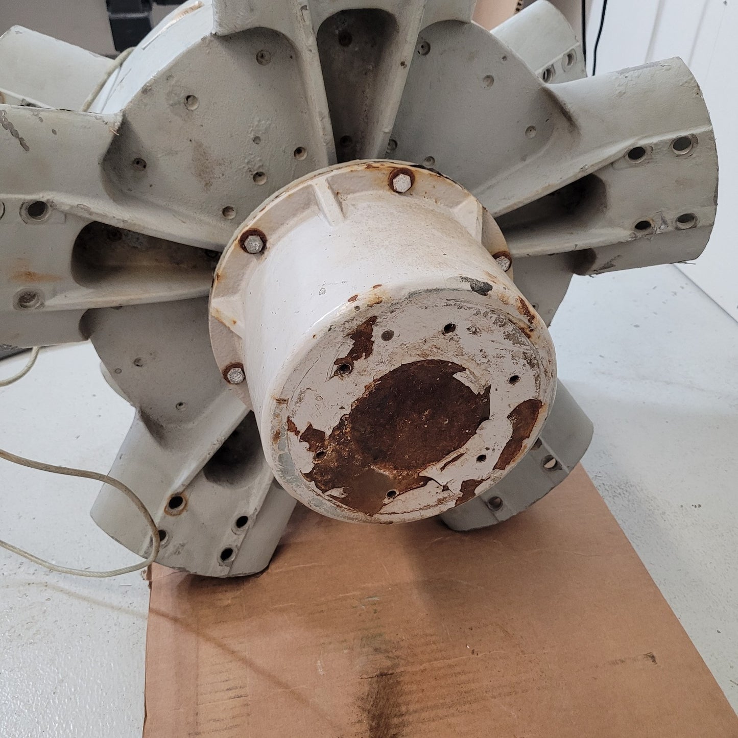 Vawt Muce Vertical Axis Wind Turbine 6kW Generator Motor 450 Hub 5 Phase Tested