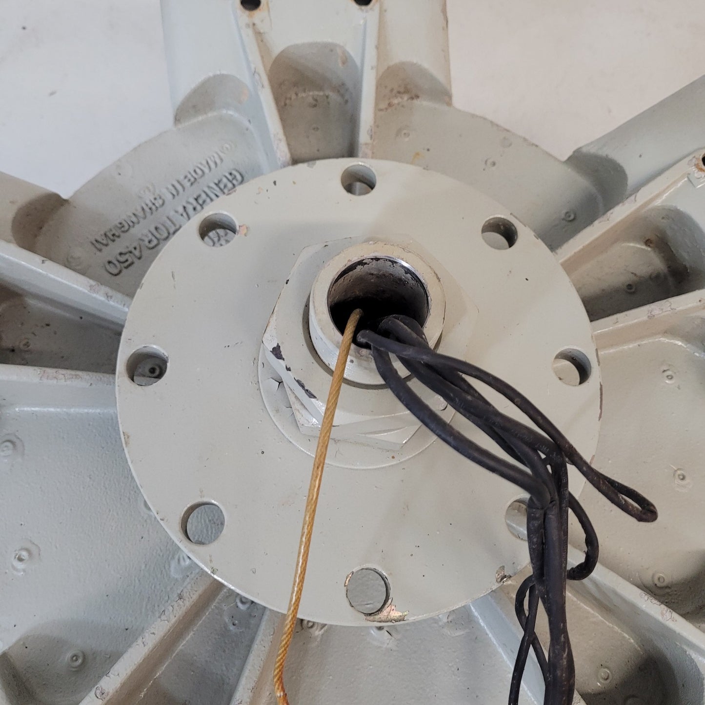 Vawt Muce Vertical Axis Wind Turbine 3.2kW Motor Generator 450 Hub 3Phase Tested