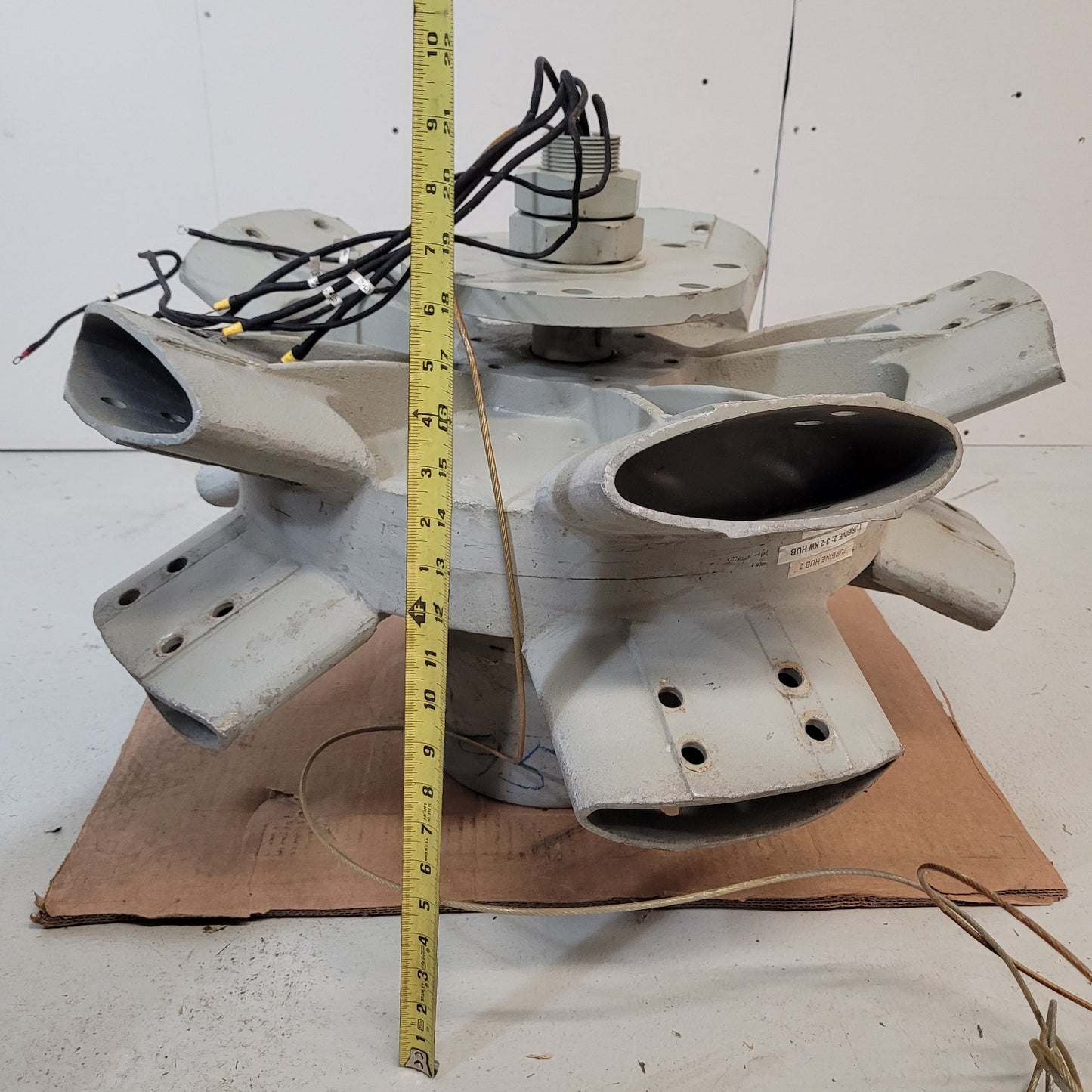 Vawt Muce Vertical Axis Wind Turbine 3.2kW Motor Generator 450 Hub 3Phase Tested