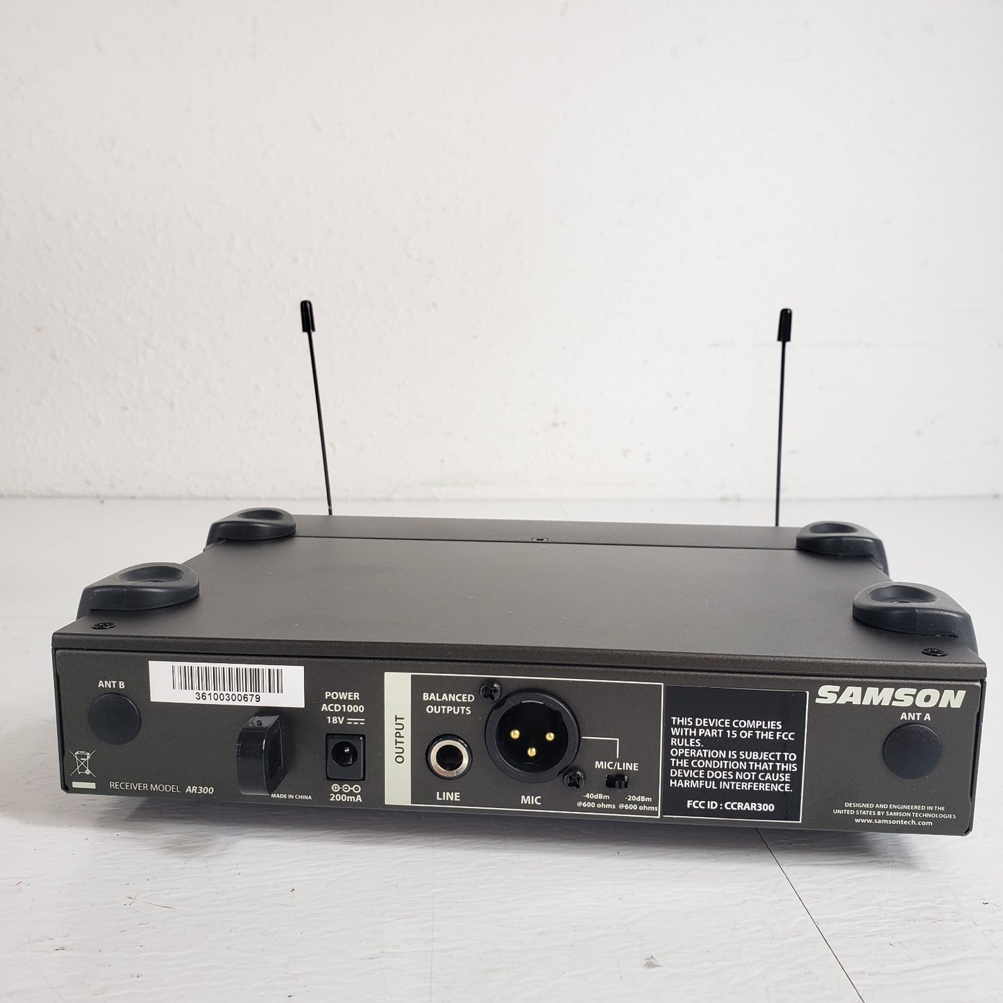 Samson AirLine Synth AR300 Receiver AL300 Beltpack Transmitter LM10 Lavalier Mic