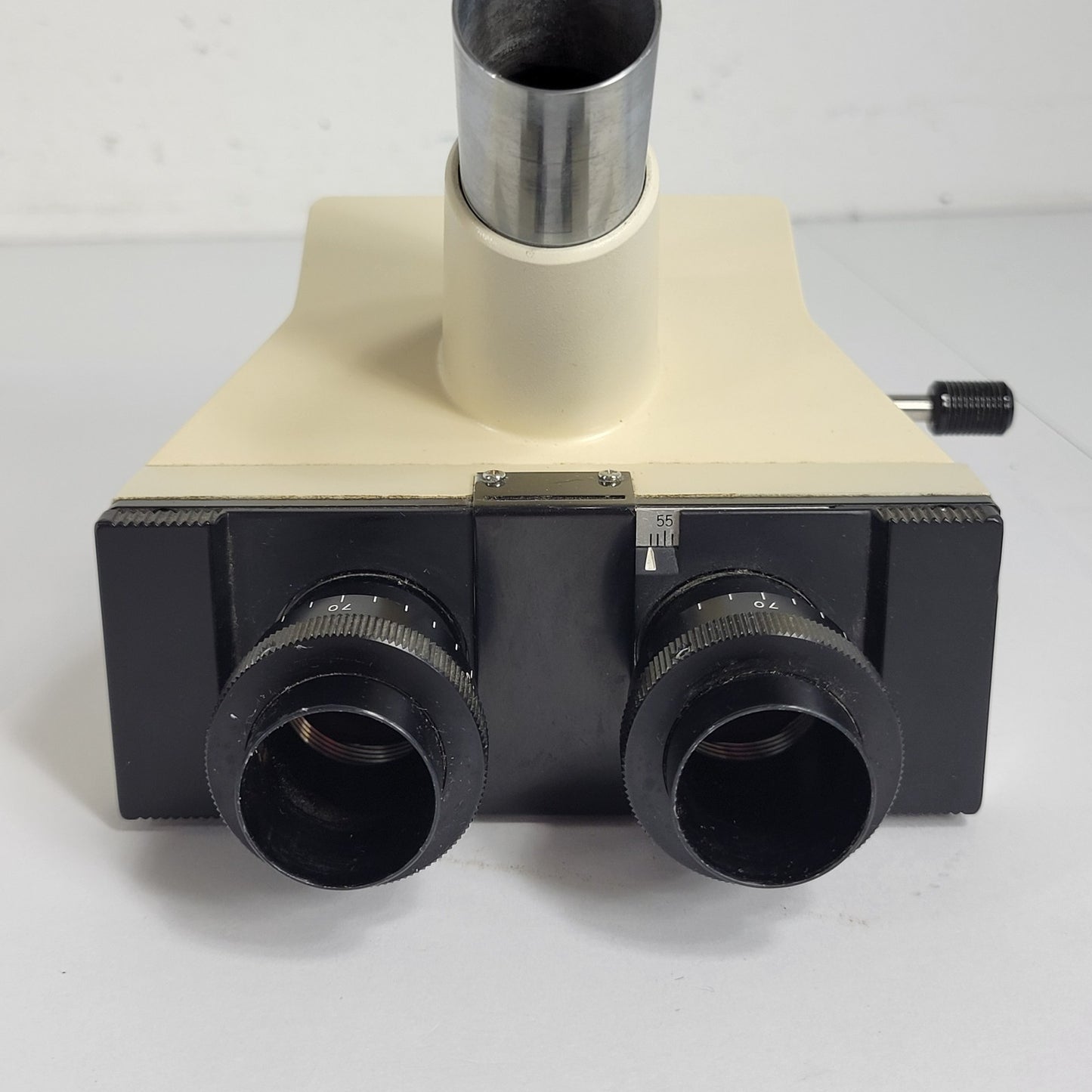 Vintage Bio-Rad UMA-500 Trinocular Microscope Head Adjustable Uses 22mm Eyepxs
