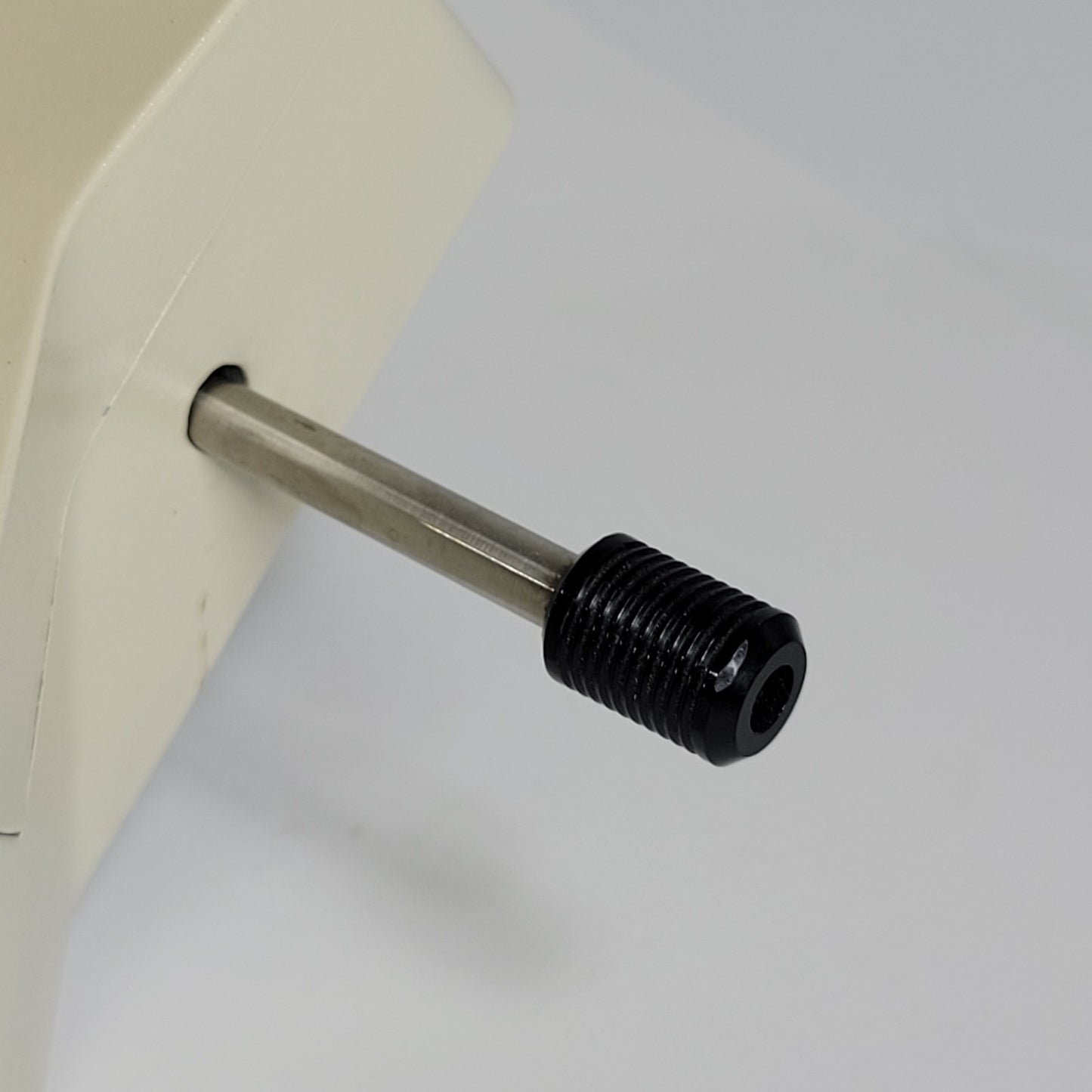 Vintage Bio-Rad UMA-500 Trinocular Microscope Head Adjustable Uses 22mm Eyepxs