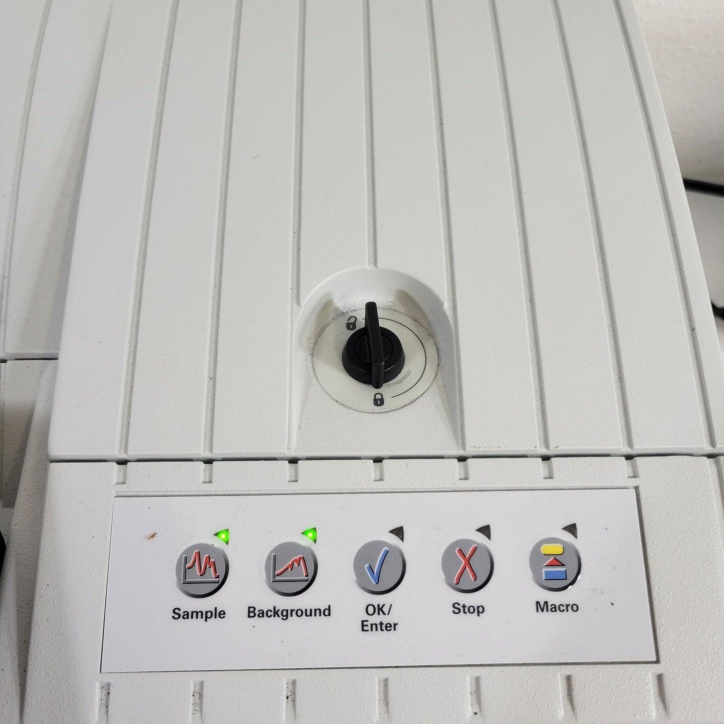 TESTED Thermo Nicolet 6700 FT-IR Spectrometer w/ Thunderdome ATR, PC, Software
