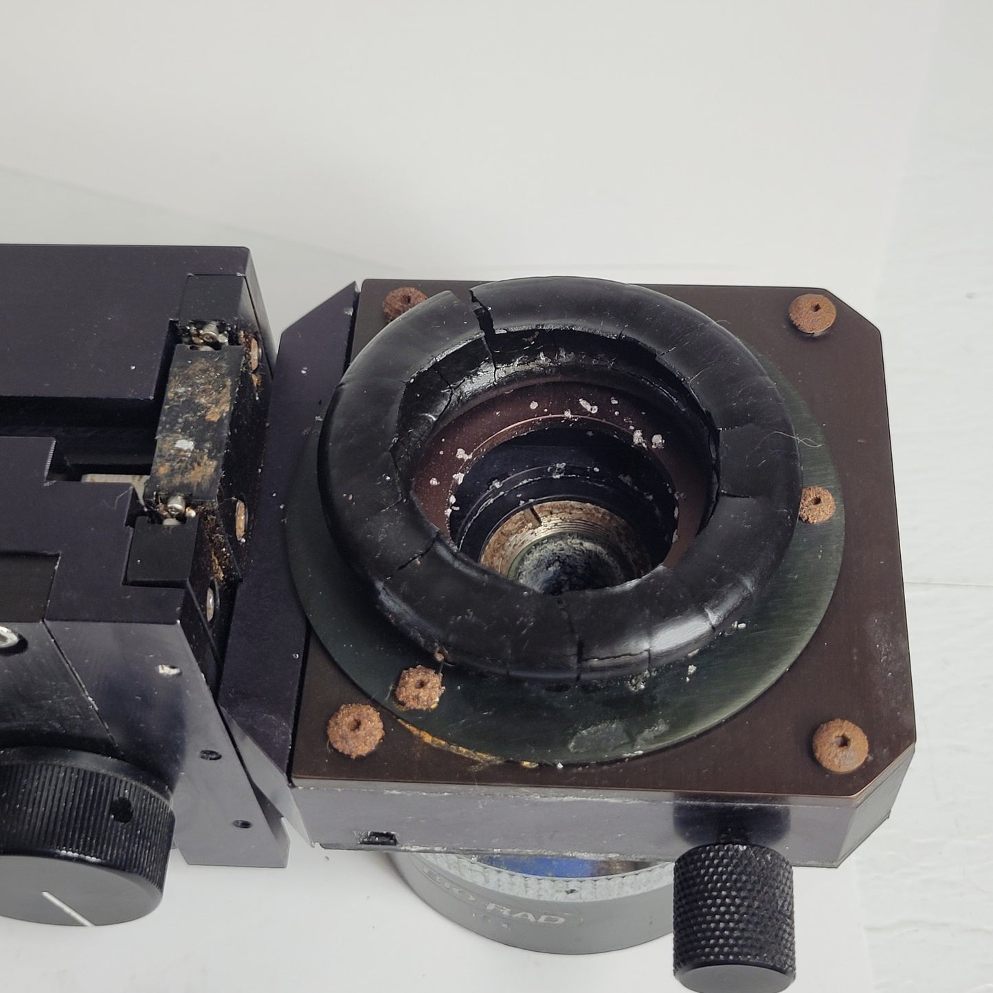 BioRad UMA-500 Spectroscopic Microscope Linear Stage w/ 15X Reflective Objective