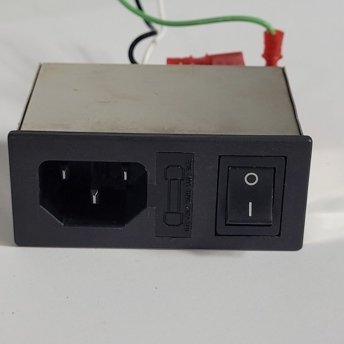 Delta 06AR2D Power Entry Receptacle Module Male Blades IEC 320-C14 Panel Mount