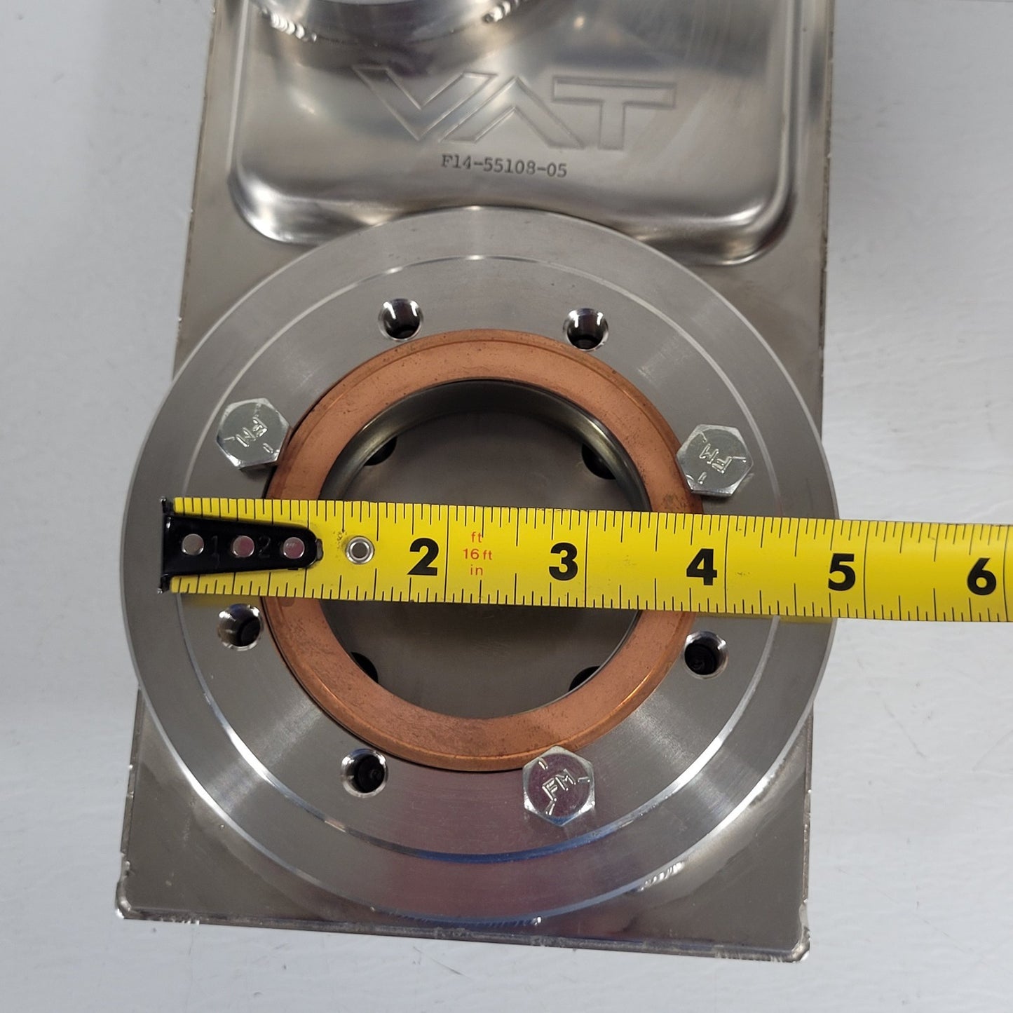 VAT F14-55108-05 Manual Gate Valve DN63CF 4.5" CF SS Ultra High Vacuum Conflat