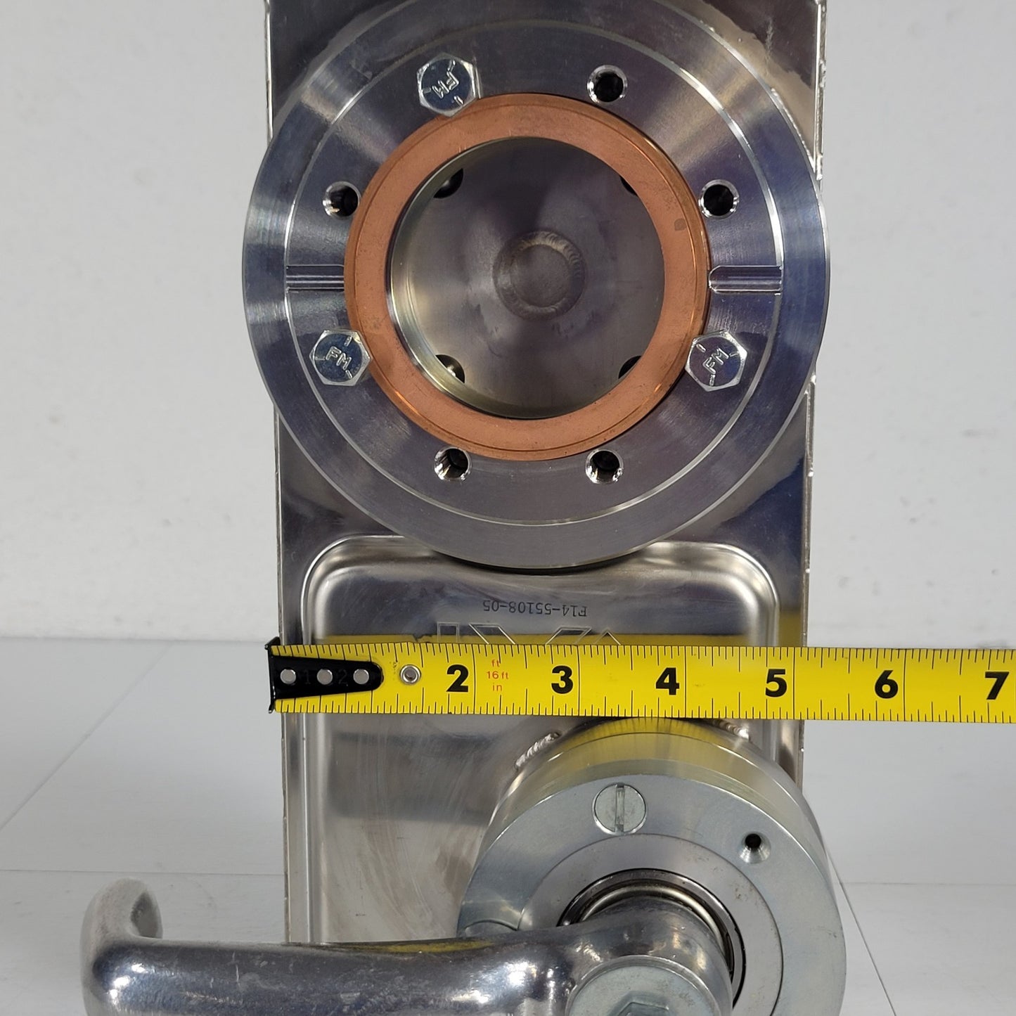 VAT F14-55108-05 Manual Gate Valve DN63CF 4.5" CF SS Ultra High Vacuum Conflat