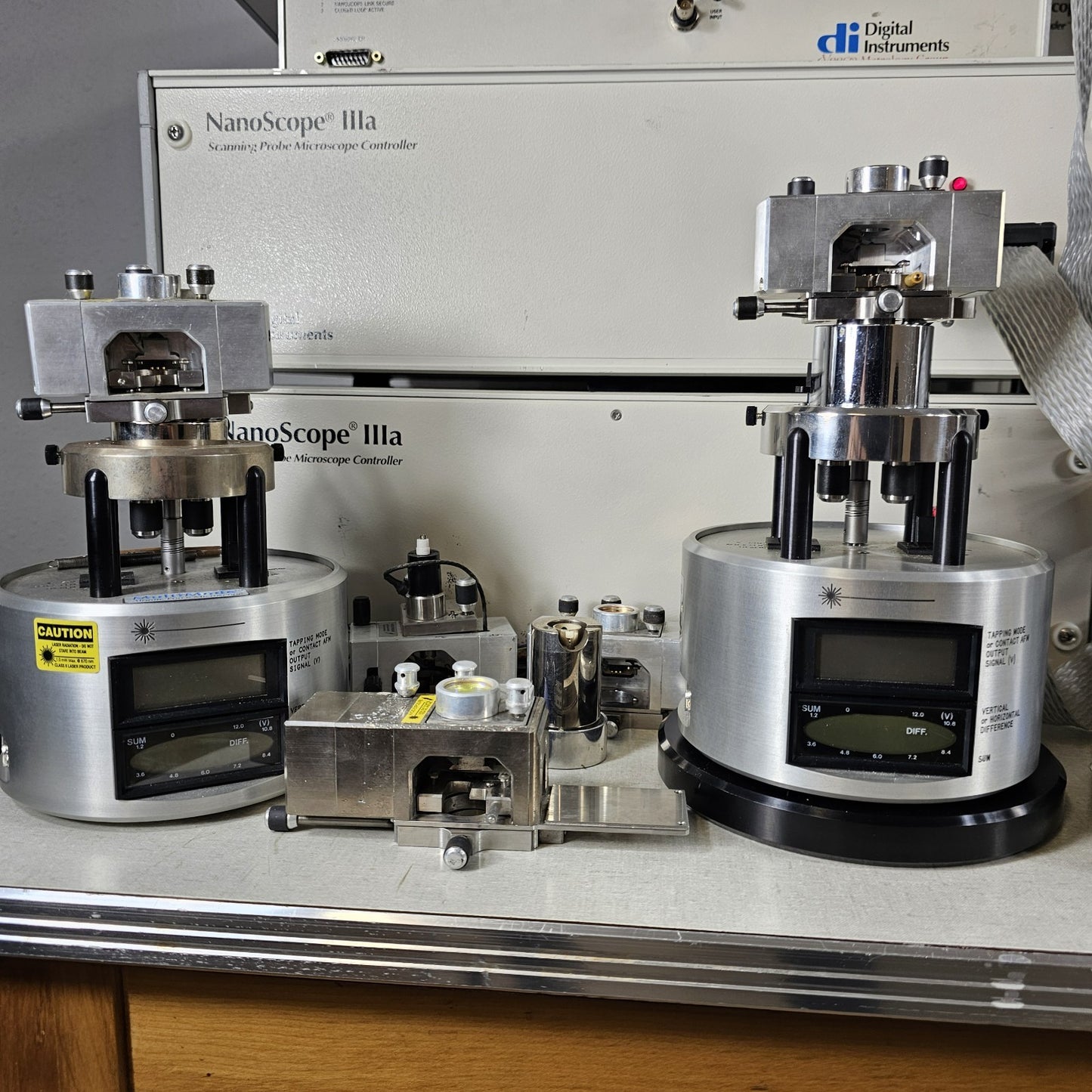 MANY PARTS DI Veeco Bruker AFM MMAFM-2 Bioscope NanoScope IIIa Extended Stages