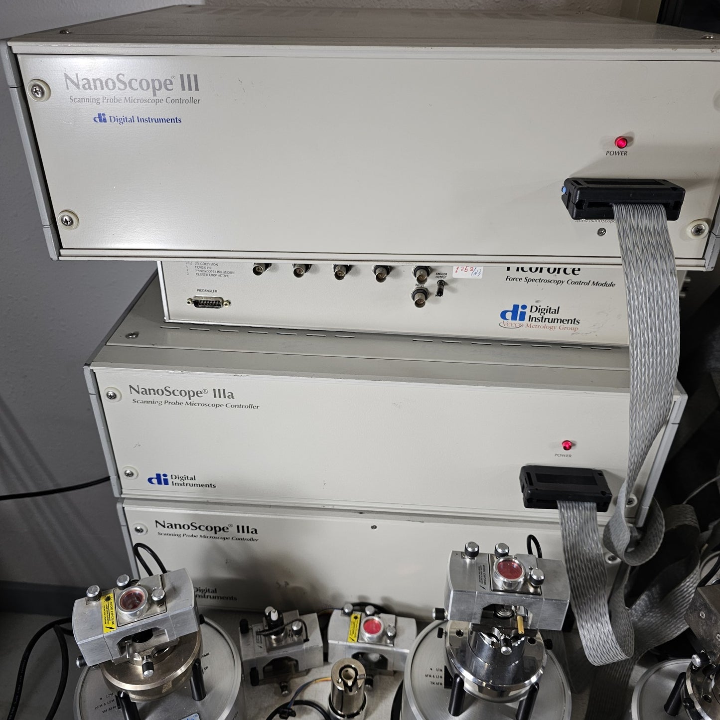 MANY PARTS DI Veeco Bruker AFM MMAFM-2 Bioscope NanoScope IIIa Extended Stages