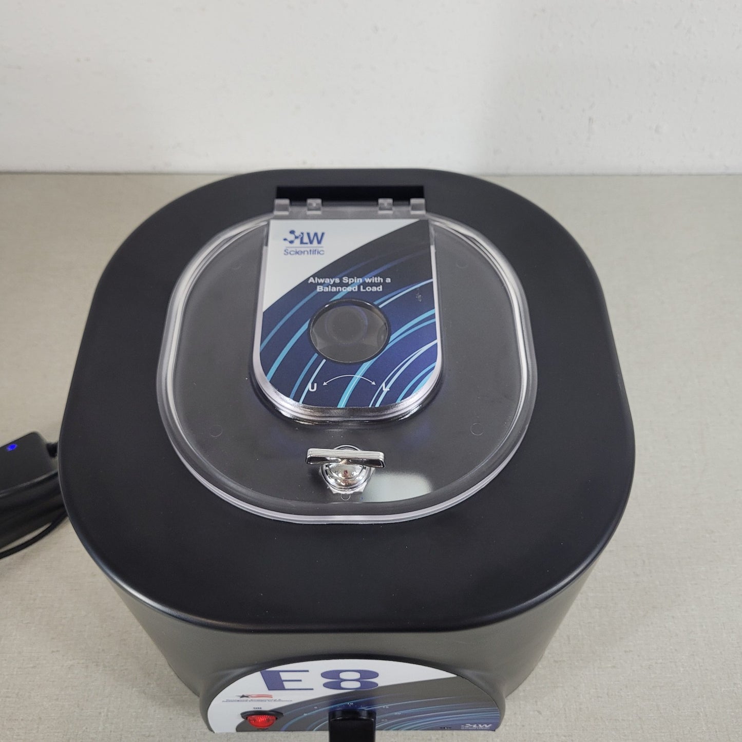 LW Scientific E8 Centrifuge w/ Power Cable 8-Place Angled Rotor Timed