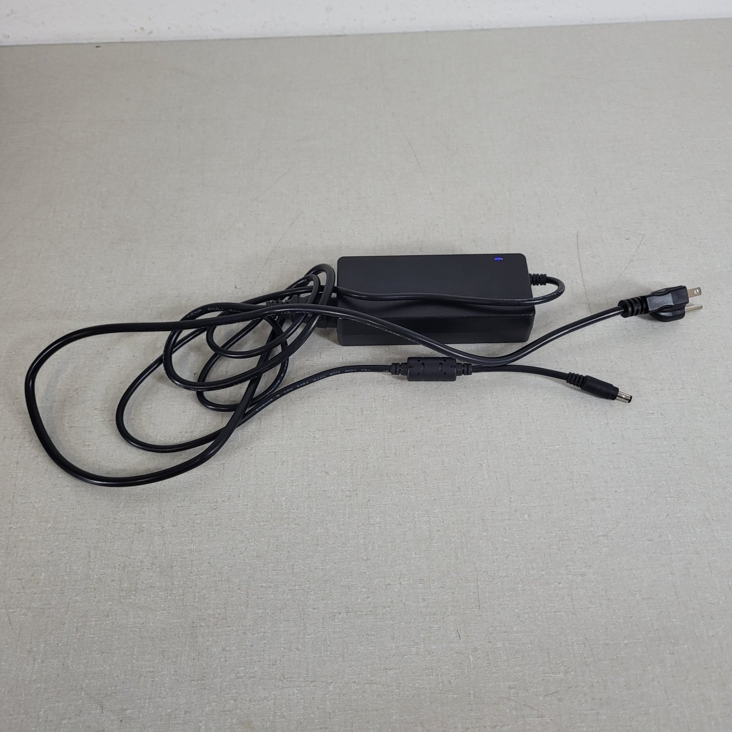 LW Scientific E8 Centrifuge w/ Power Cable 8-Place Angled Rotor Timed