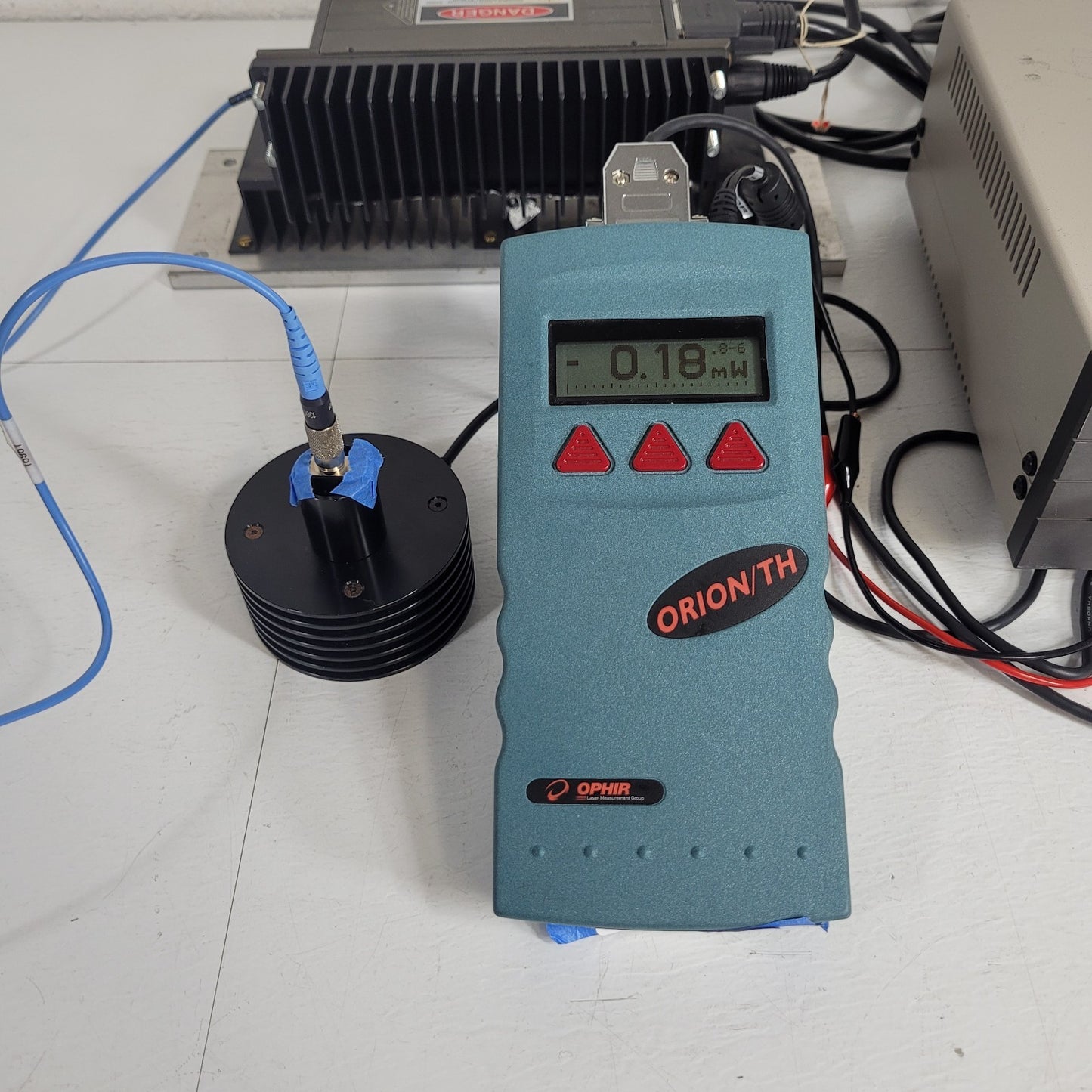 TESTED Lightwave 125 Diode Power Supply w/ 125-1319-100 IR Laser Head 1319nm