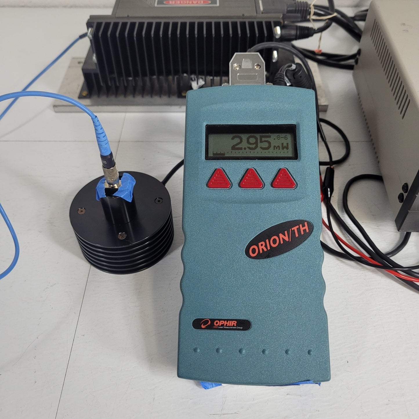 TESTED Lightwave 125 Diode Power Supply w/ 125-1319-100 IR Laser Head 1319nm