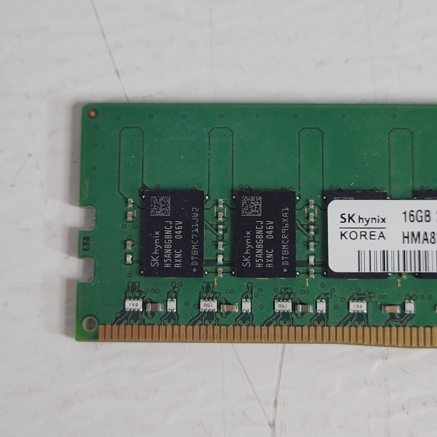 Hynix HMA82GU6CJR8N-XN N0 AD 16GB 288p Desktop RAM UDIMM DDR4-3200 Memory Stick