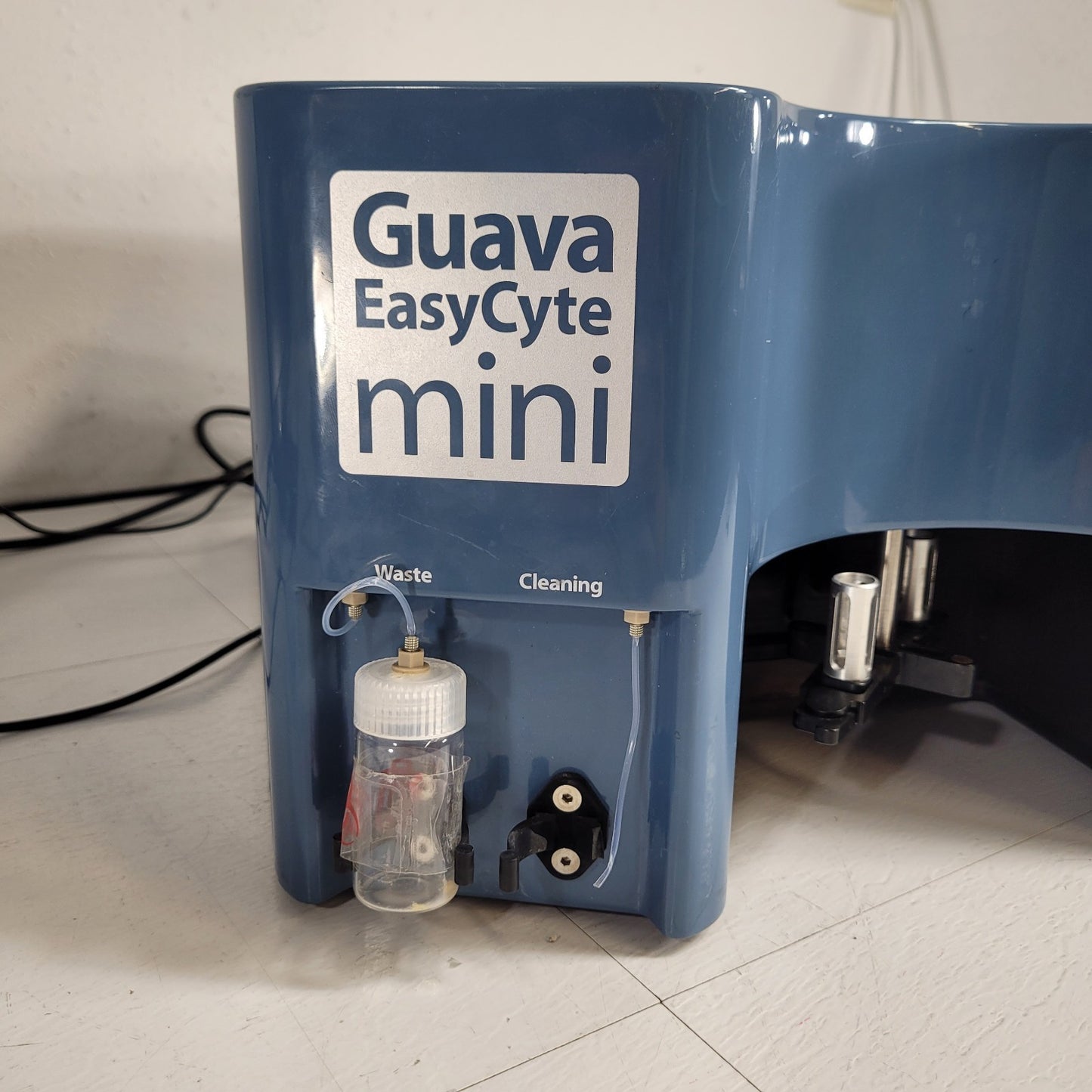 Guava EasyCyte Mini Flow Cytometer Millipore Desktop Cell Analysis w CytoSoft PC