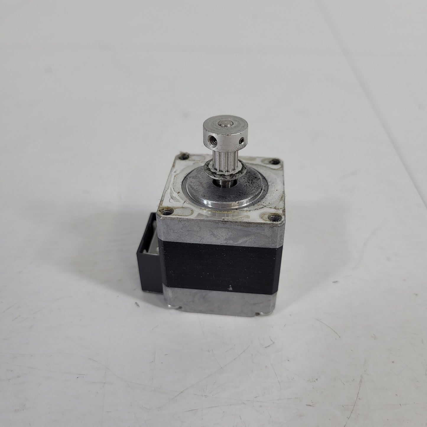 Vexta Oriental PK233PA Stepper Motor 1.8 Deg 1.2A 2 Phase 2.7 Ohm OV70M66928