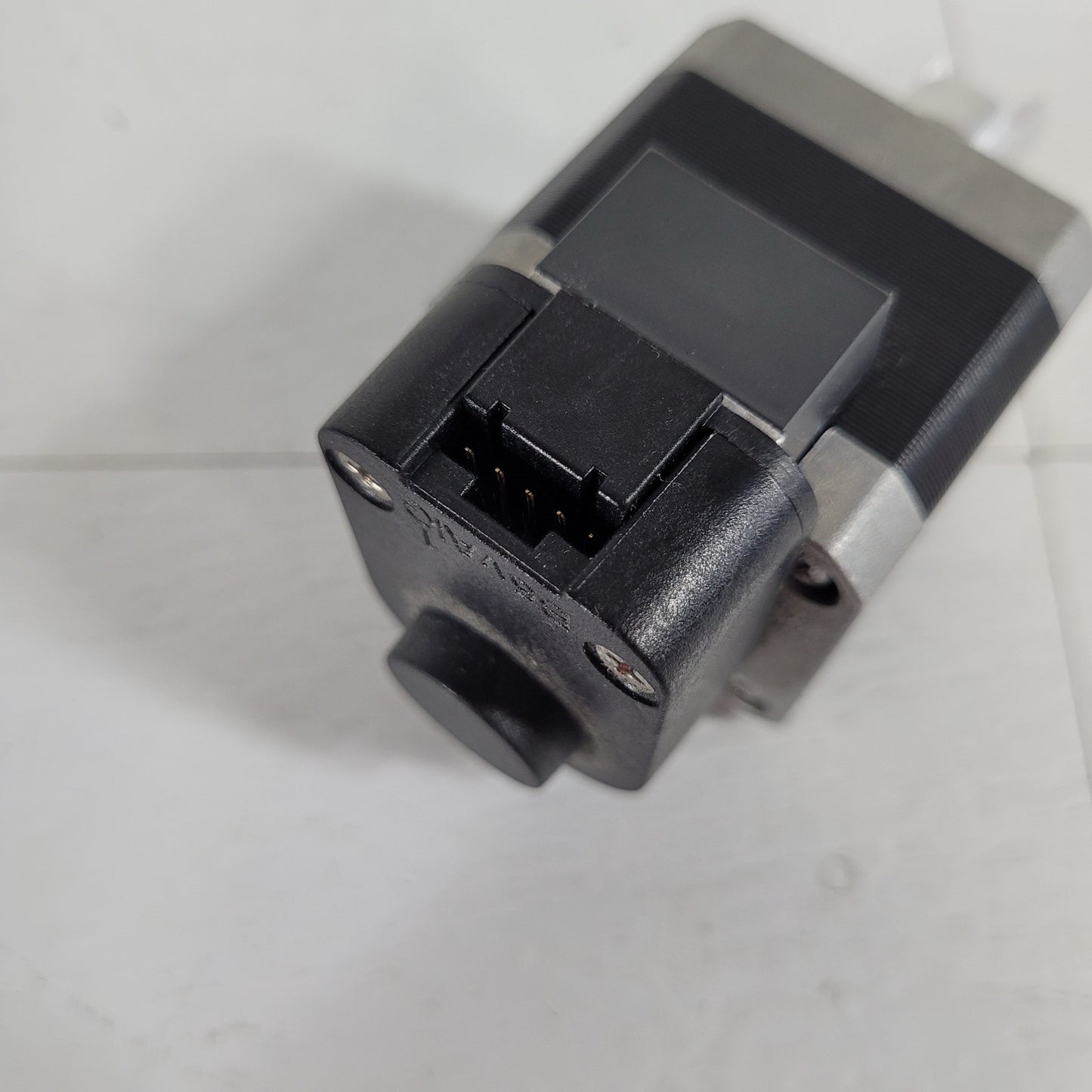 Vexta Oriental Co P0022-9012PE Stepper Motor 1.8deg 1.2A E5S-400-197-IE Sensor