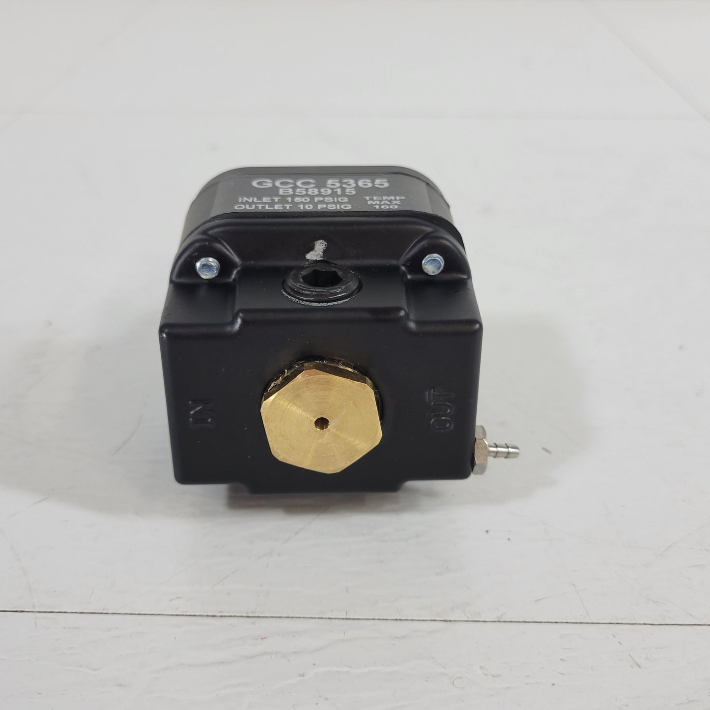 Beckman Coulter GCC 5365 Precision Pressure Regulator Inlet 150psi Outlet 10psi