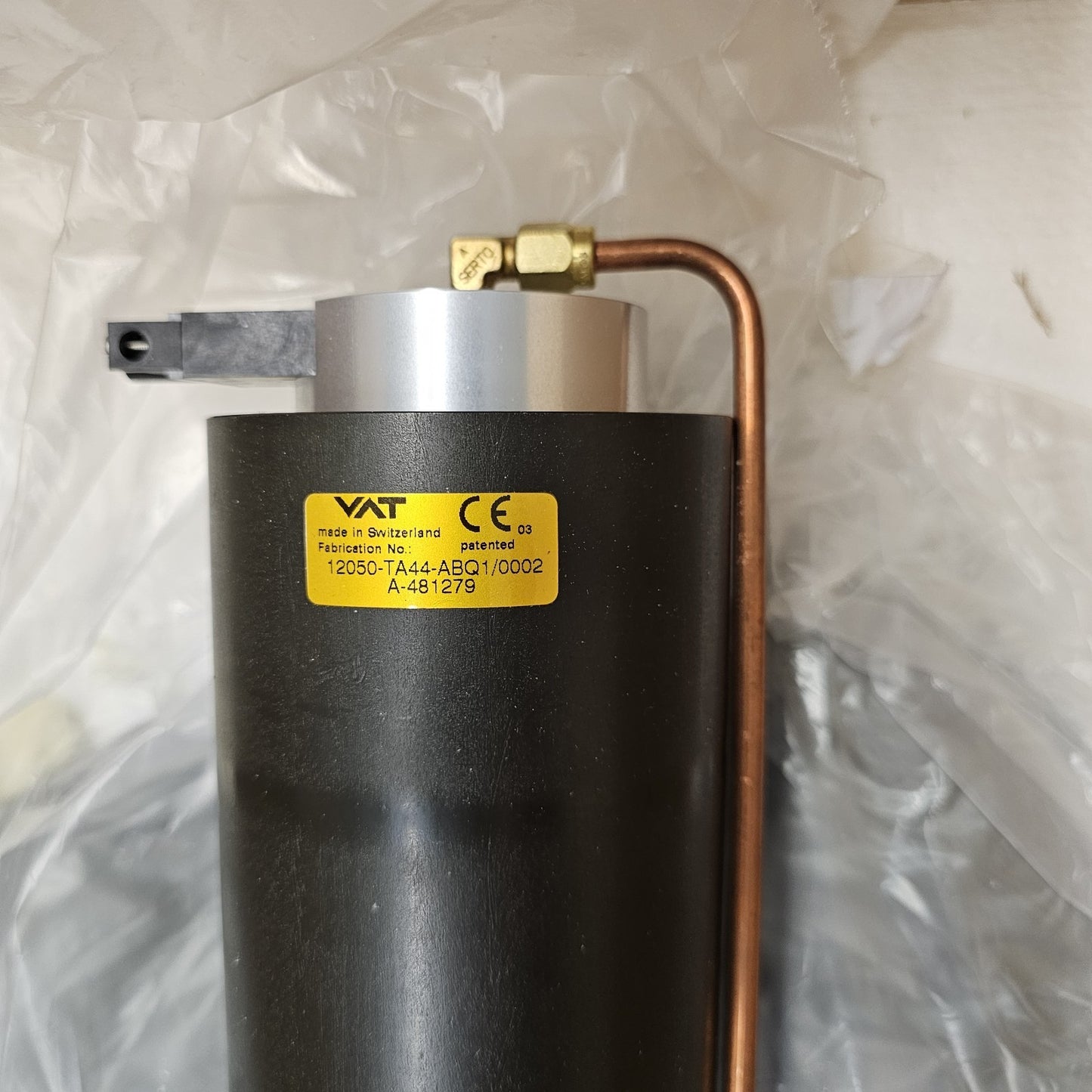 VAT ISO-F DN 320 Pneumatic High Vacuum Gate Valve LF 12" 12050-TA44-ABQ1 304SS