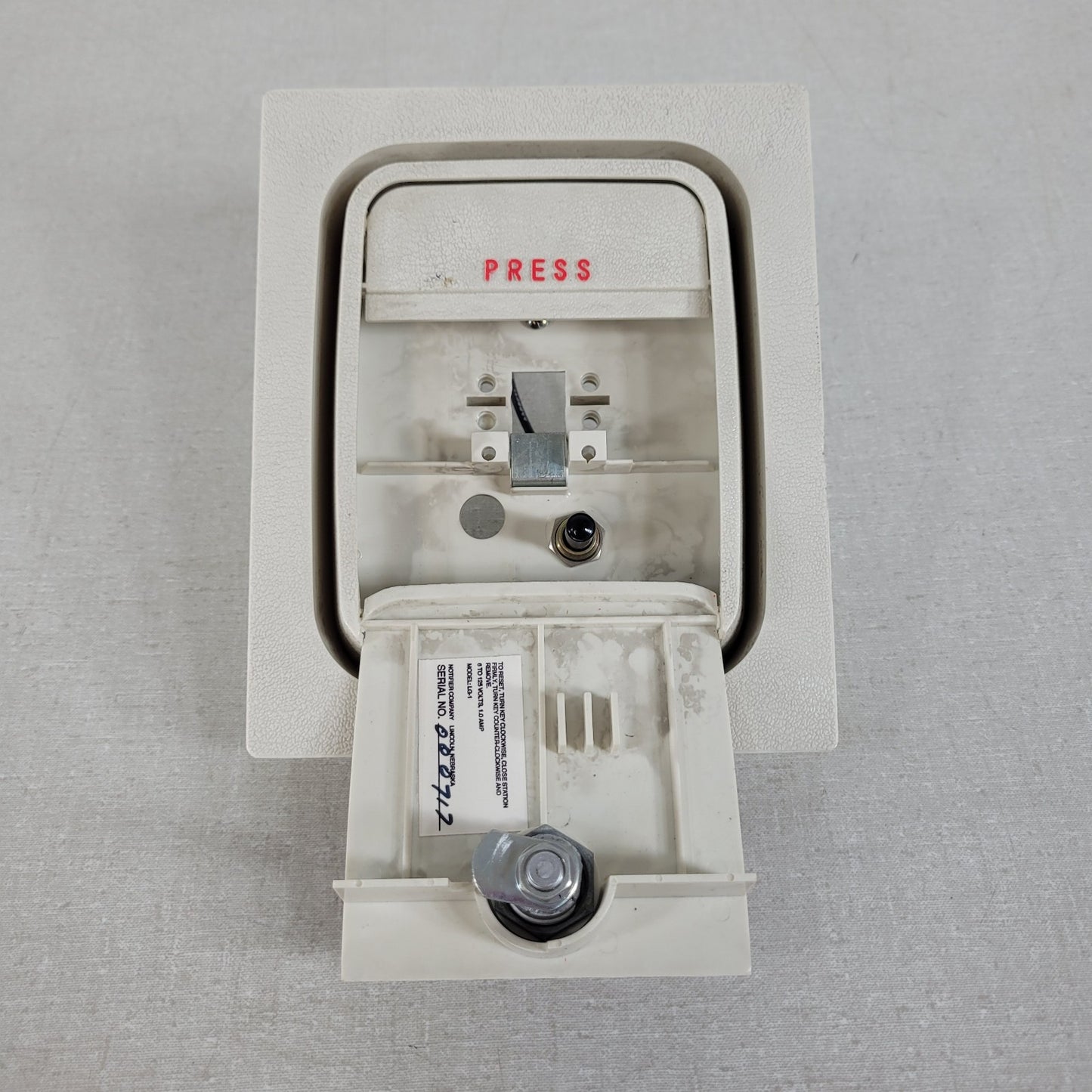 Notifier LG-1 Fire Alarm Control Module Case Press Pull Switch Box