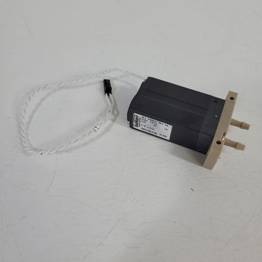 Burkert BCI A90972 Solenoid Valve 24V 5W 43psi Max Normally Closed UC3MT 2 Wire