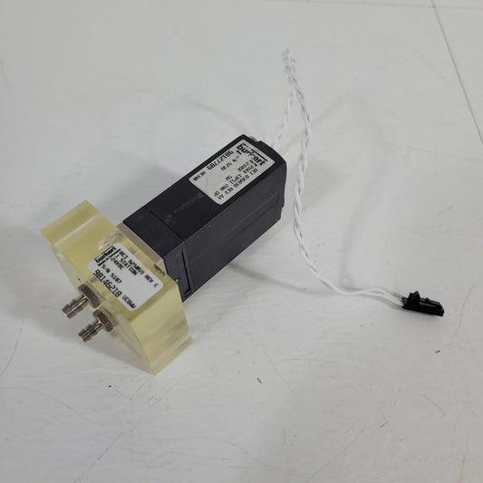 Burkert B36838 Solenoid Valve 625059 Manifold 24VDC 5W 43psi Max NC Operation
