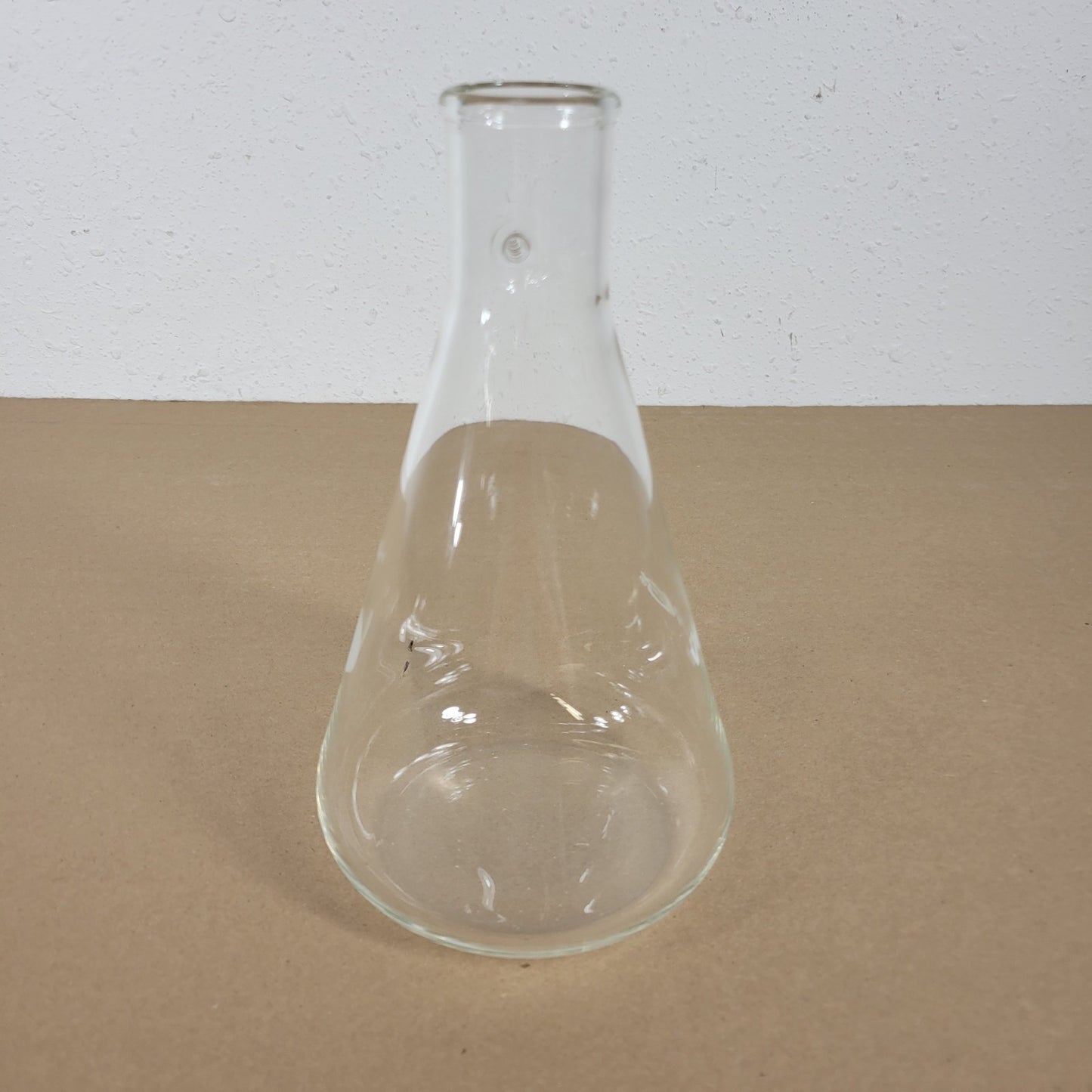 VWR 1000mL 1L Borosilicate Glass Filtering Flask w/ Sidearm Hose Connection