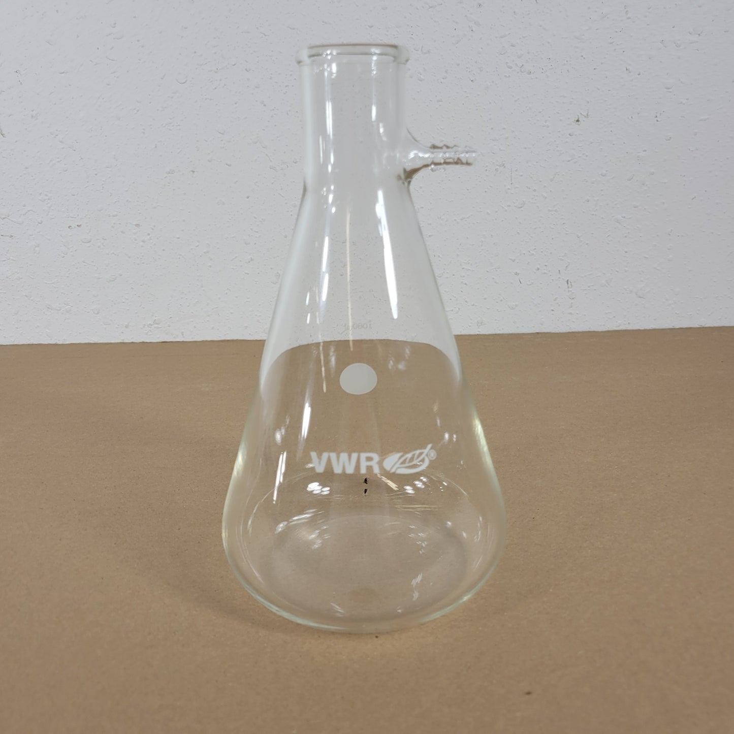 CHIPPED FITTING VWR 1000mL 1L Borosilicate Glass Filtering Flask w/ Sidearm Hose