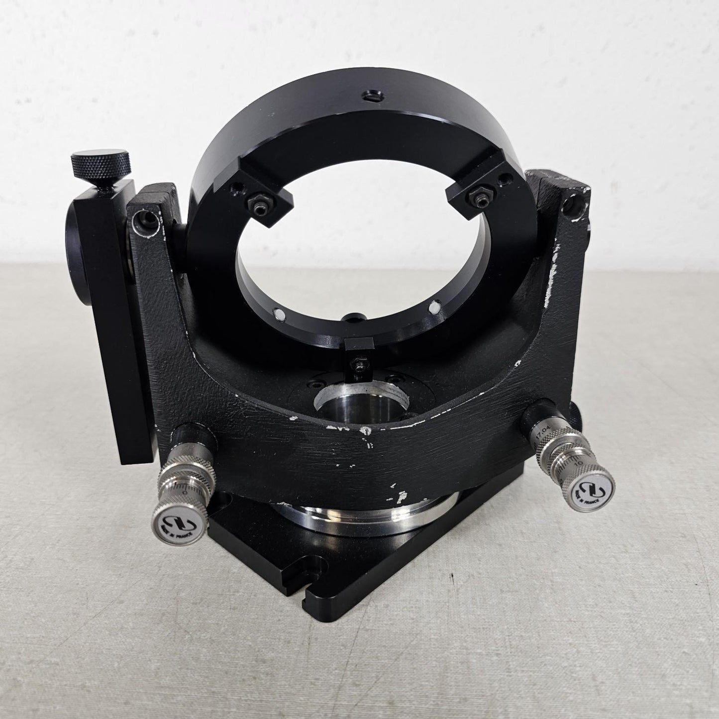 NEWPORT SL8ABD Gimbal Optical Mount 3.15" OD 80mm, 2 BD Differential Micrometers