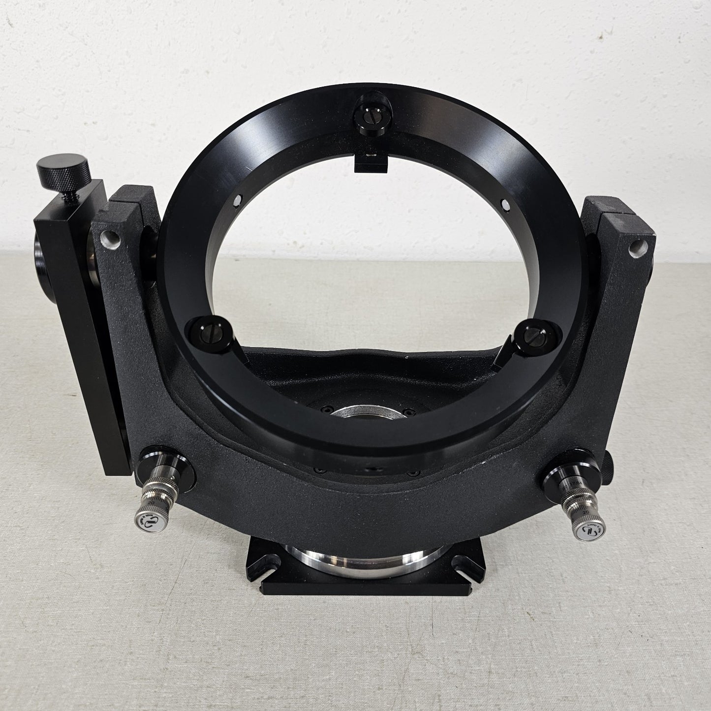 Newport SL15ABD Gimbal Optical Mount 6" Diameter 2 BD Differential Micrometers