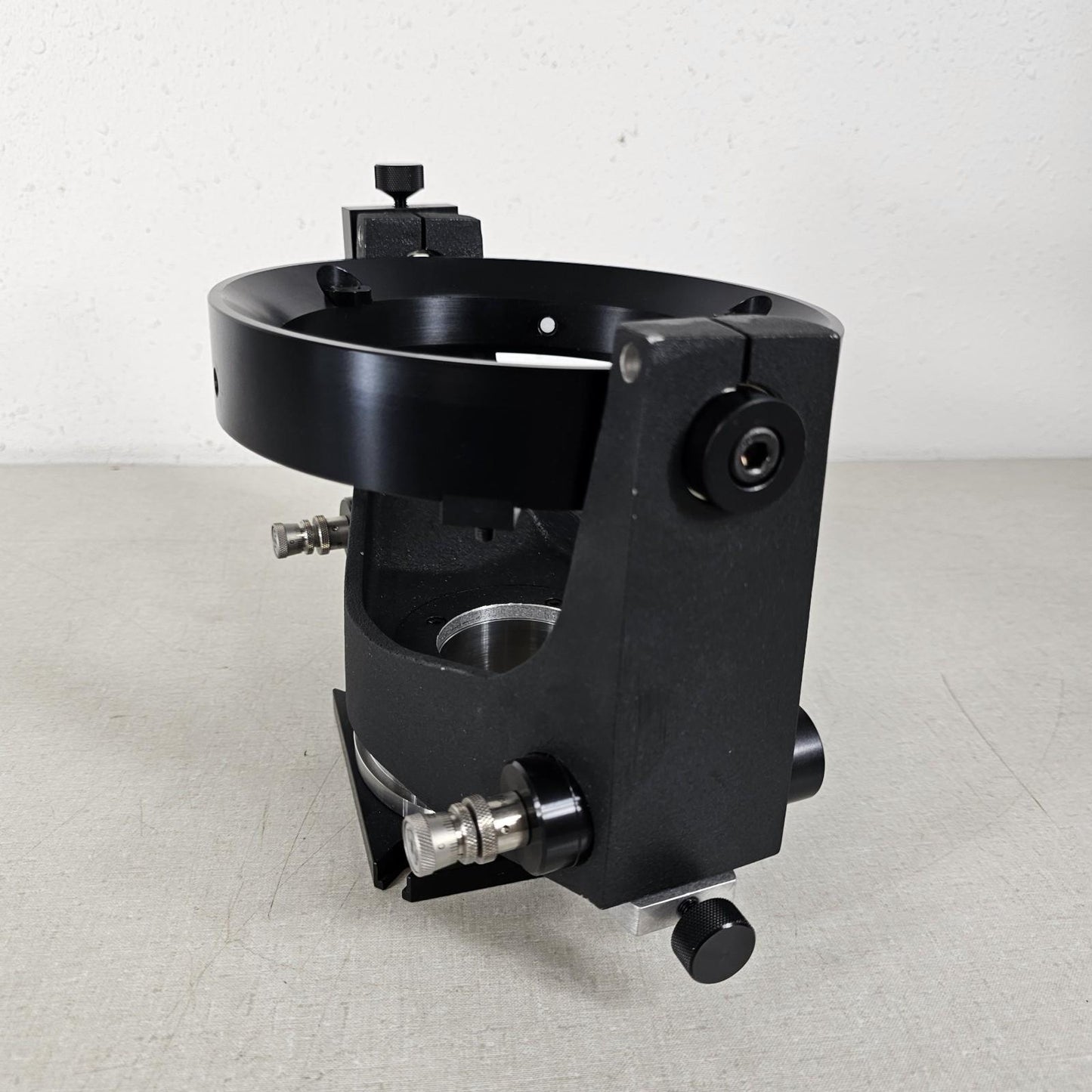 Newport SL15ABD Gimbal Optical Mount 6" Diameter 2 BD Differential Micrometers