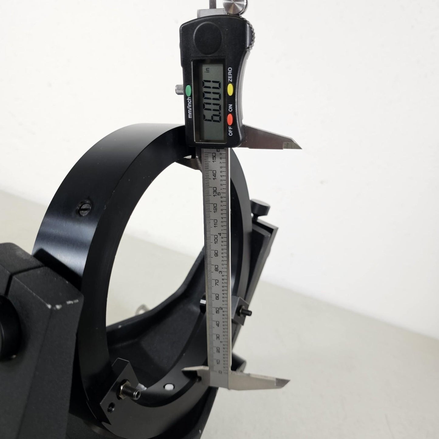 Newport SL15ABD Gimbal Optical Mount 6" Diameter 2 BD Differential Micrometers