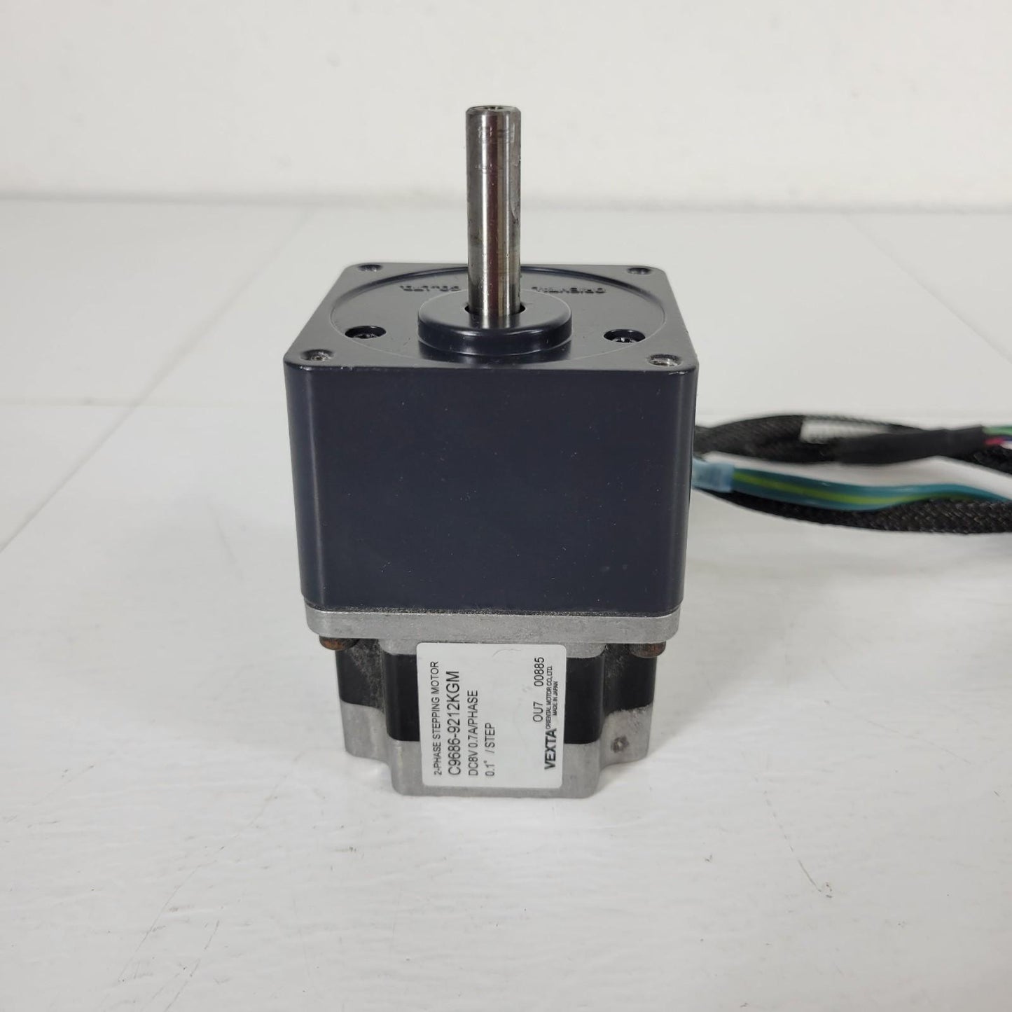 Oriental Motor Vexta C9686-9212KGM 2 Phase Stepper Motor 0.1 Deg 8V 0.7A/Phase