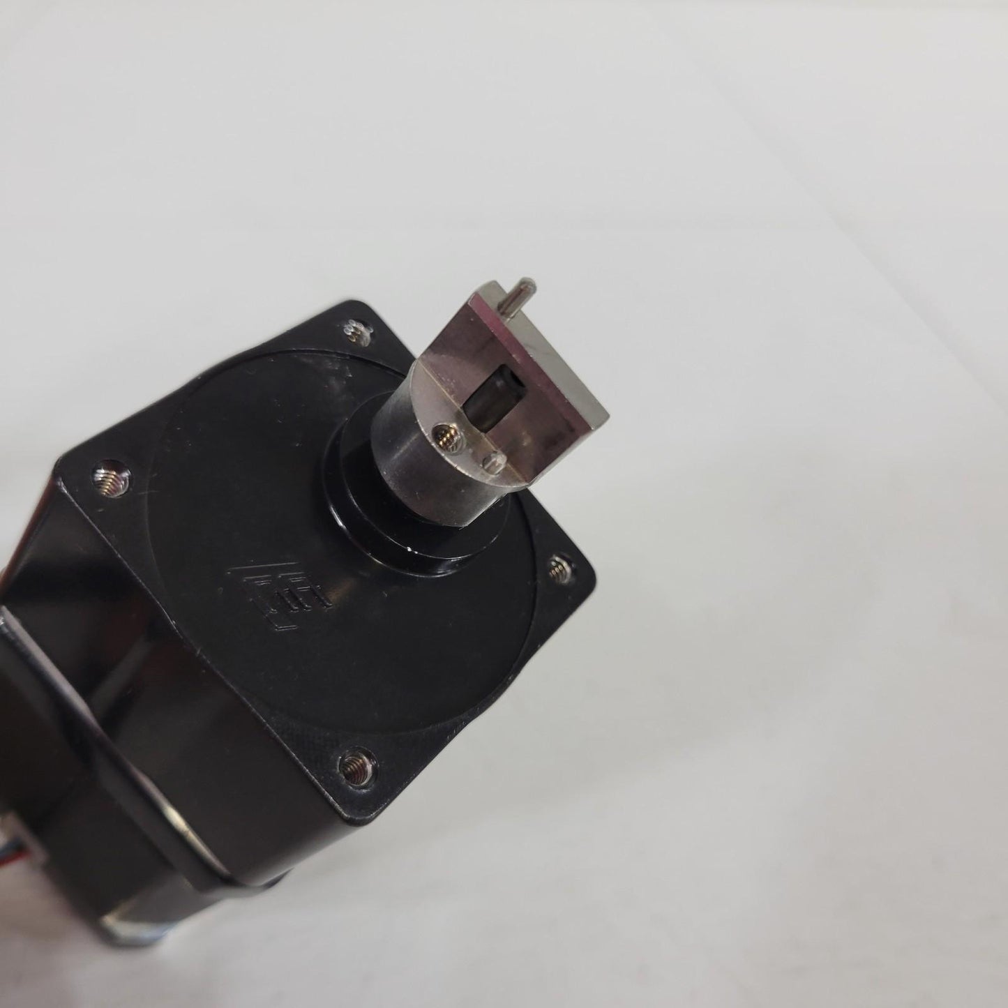 Lin Engineering 4118L-08PD-04RO 060811 High Torque Geared Stepper Motor 1.26A