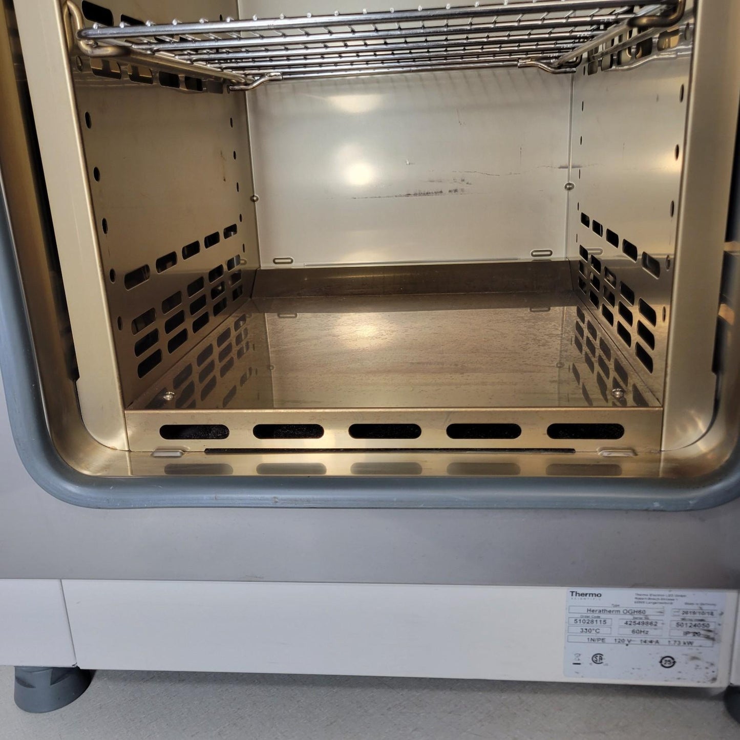 TESTED WORKS Thermo Heratherm OGH60 Advanced Protocol Oven 120V 330 °C Max