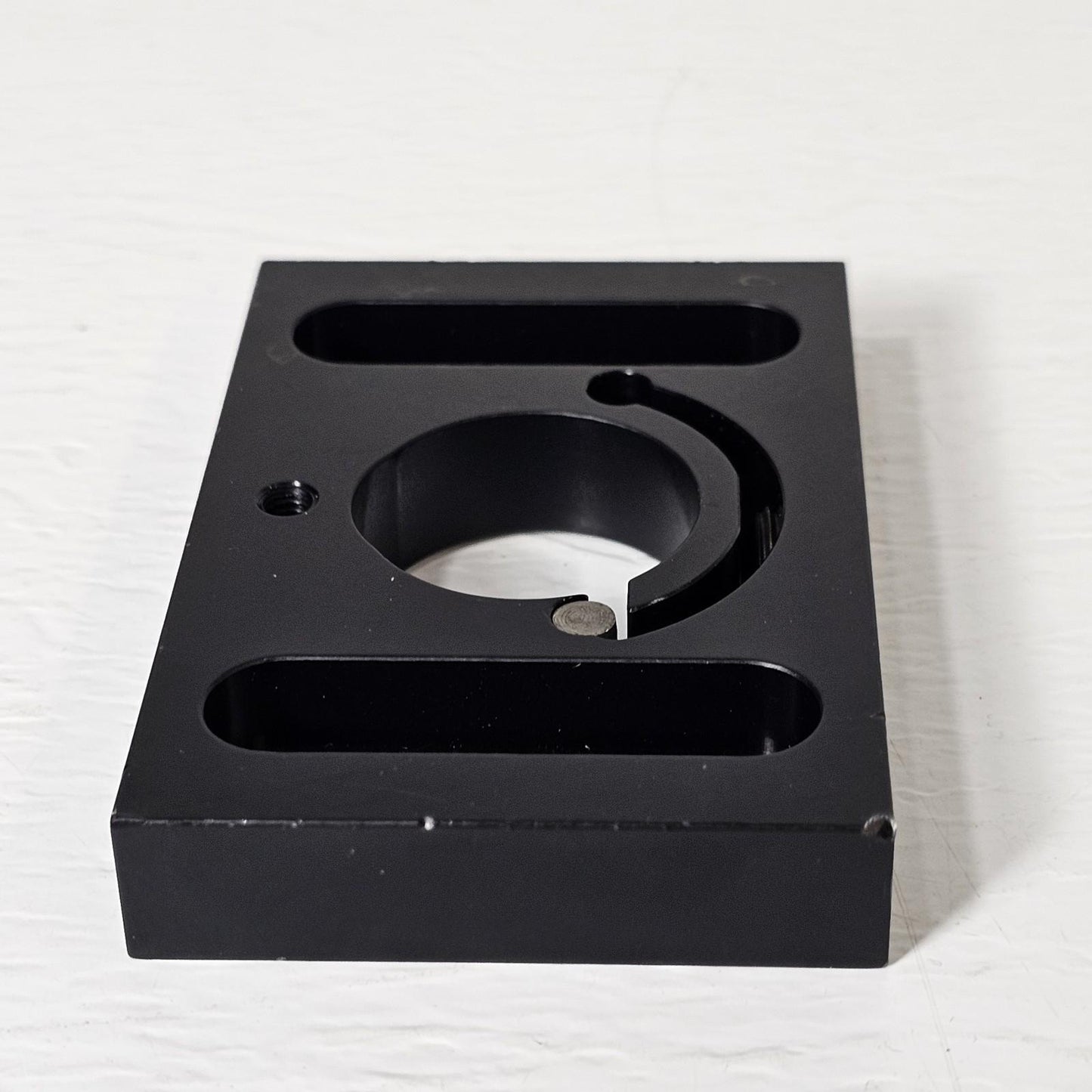 Thorlabs BA2F Flexure Clamping Slotted Base Post Mount 2x3x0.475" Table Clamp