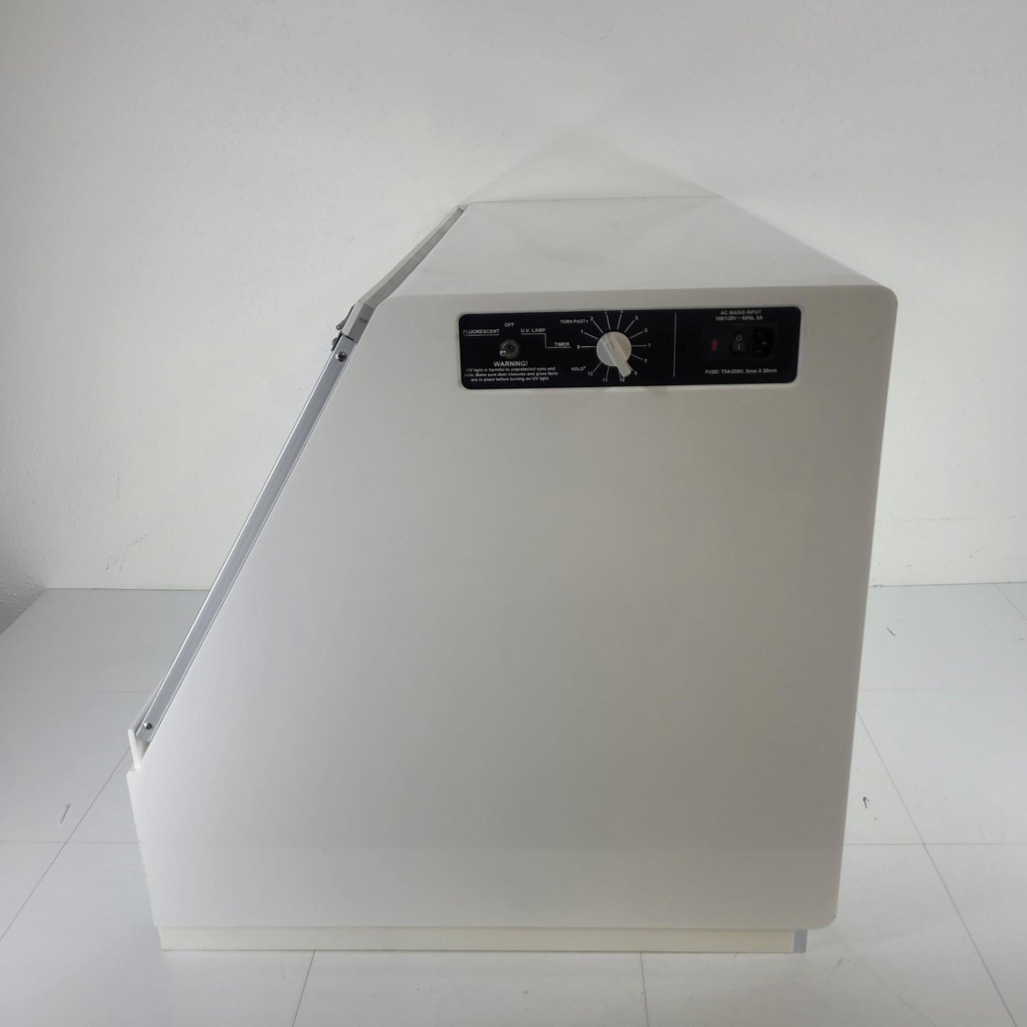 CBS P-030-202 PCR Workstation UV and Fluorescent Light 110V Dead Air Box