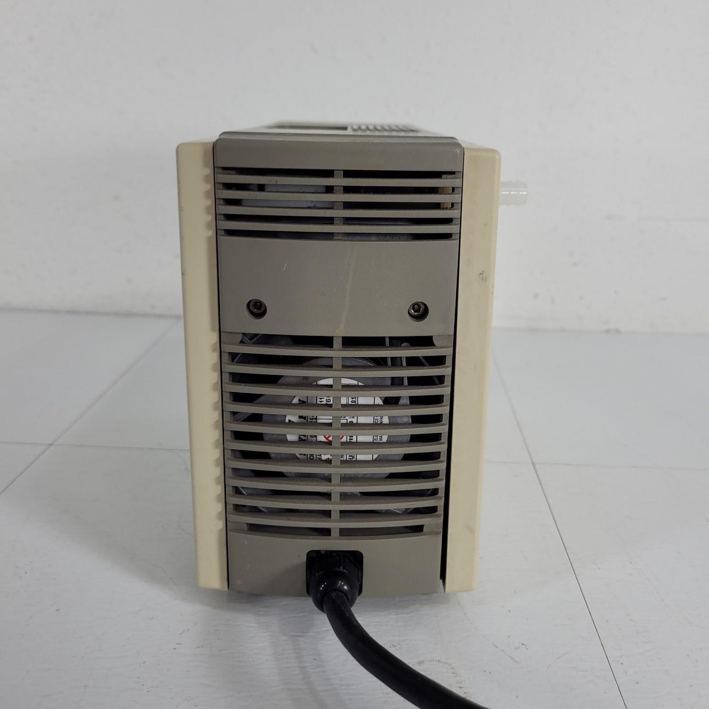 ULVAC DTC-21 Chemical Resistant Diaphragm Type Dry Vacuum Pump 24 L/min Speed