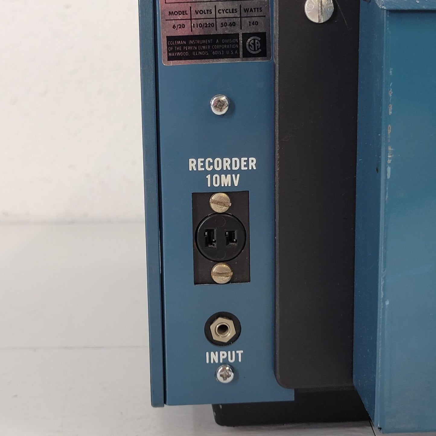 TESTED Coleman 6/20 Junior II Optical Spectrophotometer Spectrometer Cuvette