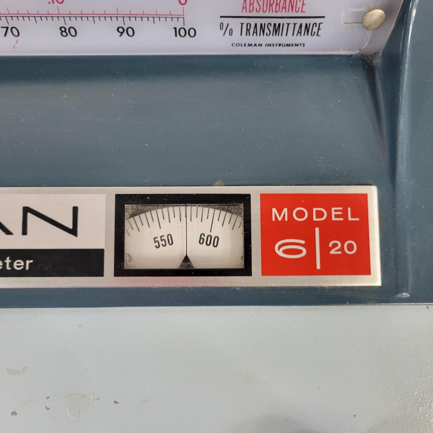TESTED Coleman 6/20 Junior II Optical Spectrophotometer Spectrometer Cuvette