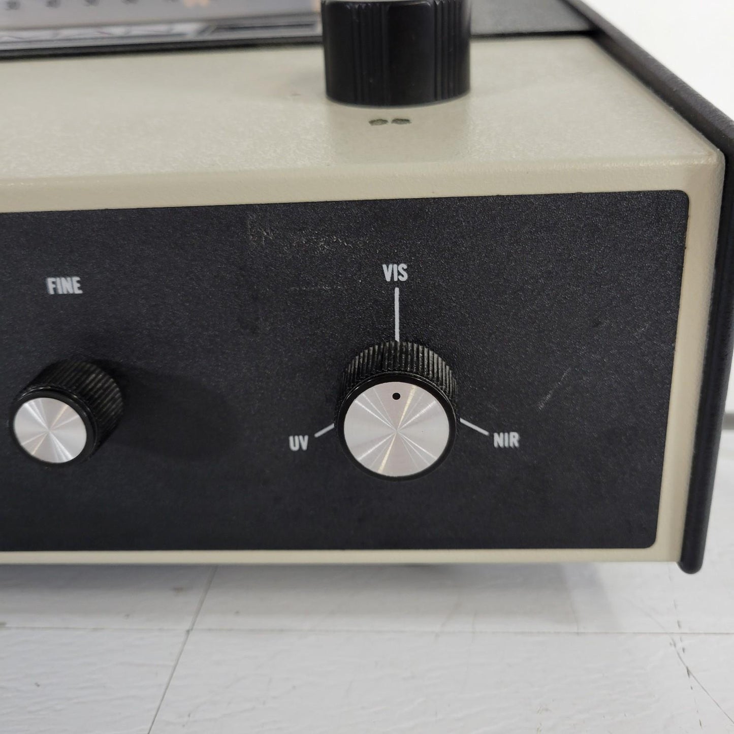 Coleman 6/20 Junior II Optical Spectrophotometer Spectrometer