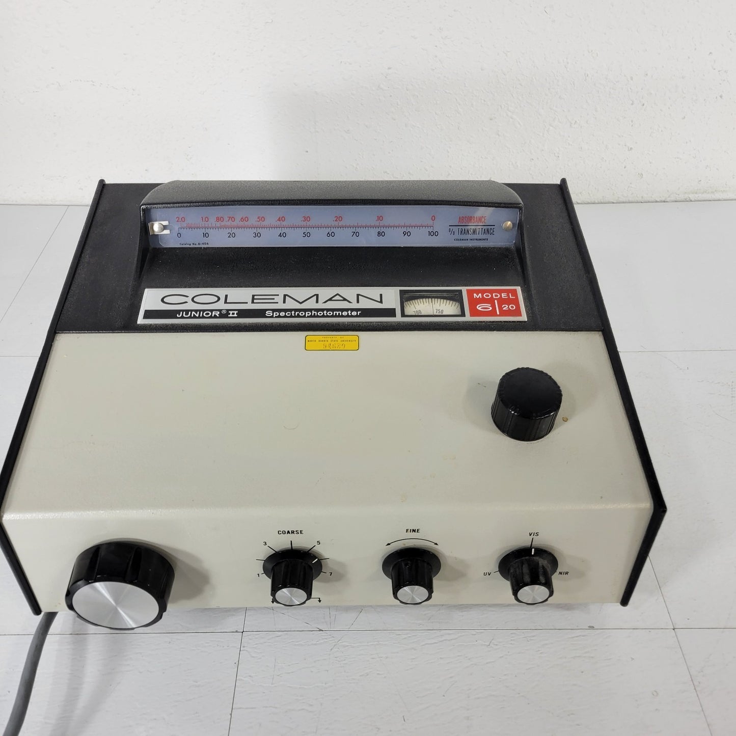 TESTED Coleman 6/20 Junior II Optical Spectrophotometer Colorimetry Spectrometer