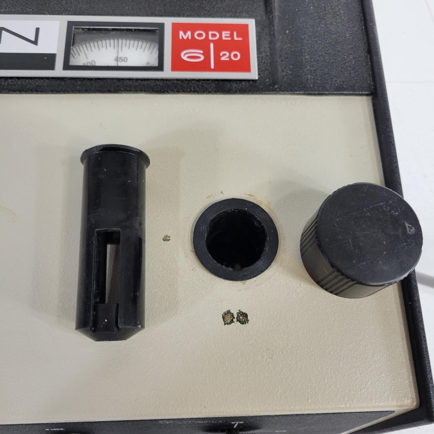 TESTED Coleman 6/20 Junior II Optical Spectrophotometer Colorimetry Spectrometer