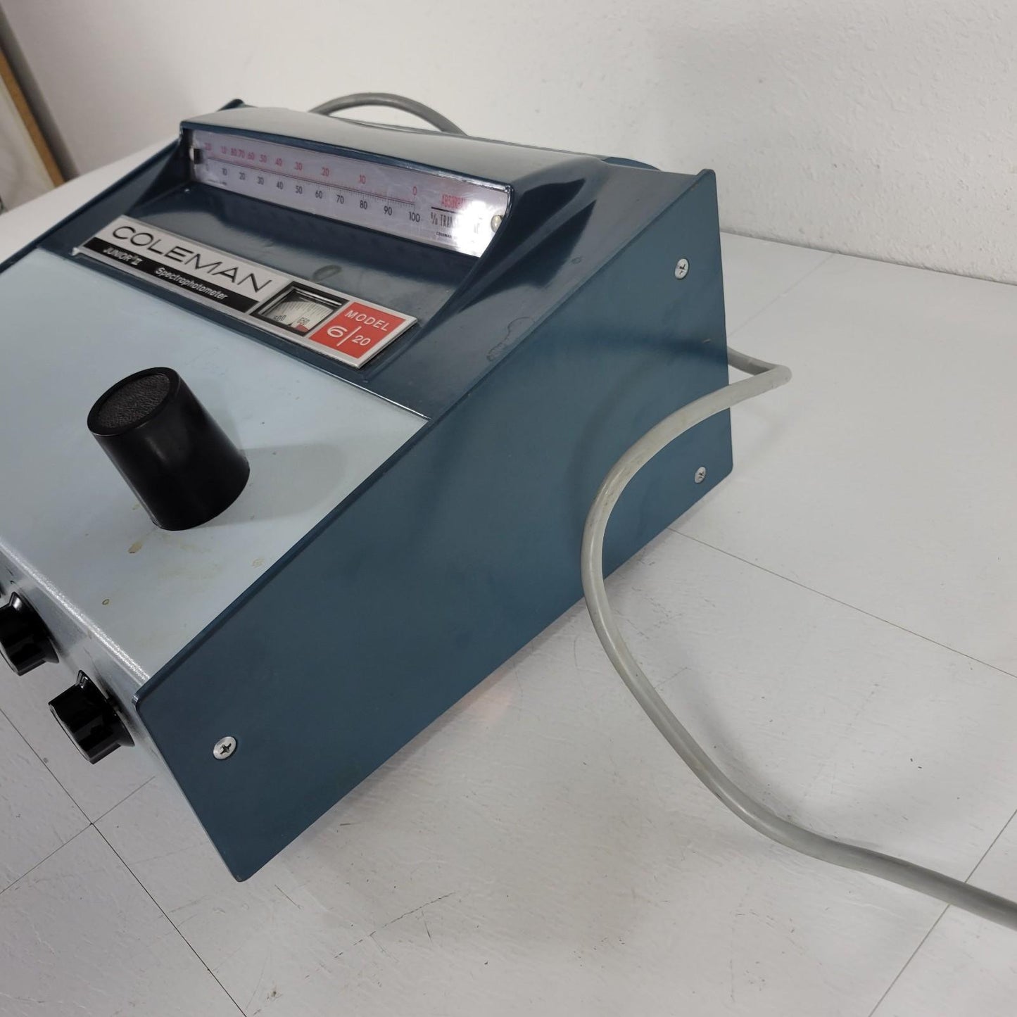 TESTED Coleman 6/20 Junior II Optical Spectrophotometer Colorimetry Cuvette